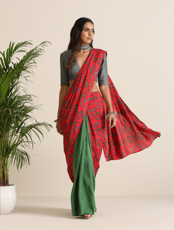 trueBrowns Red Muslin Ikat Saree