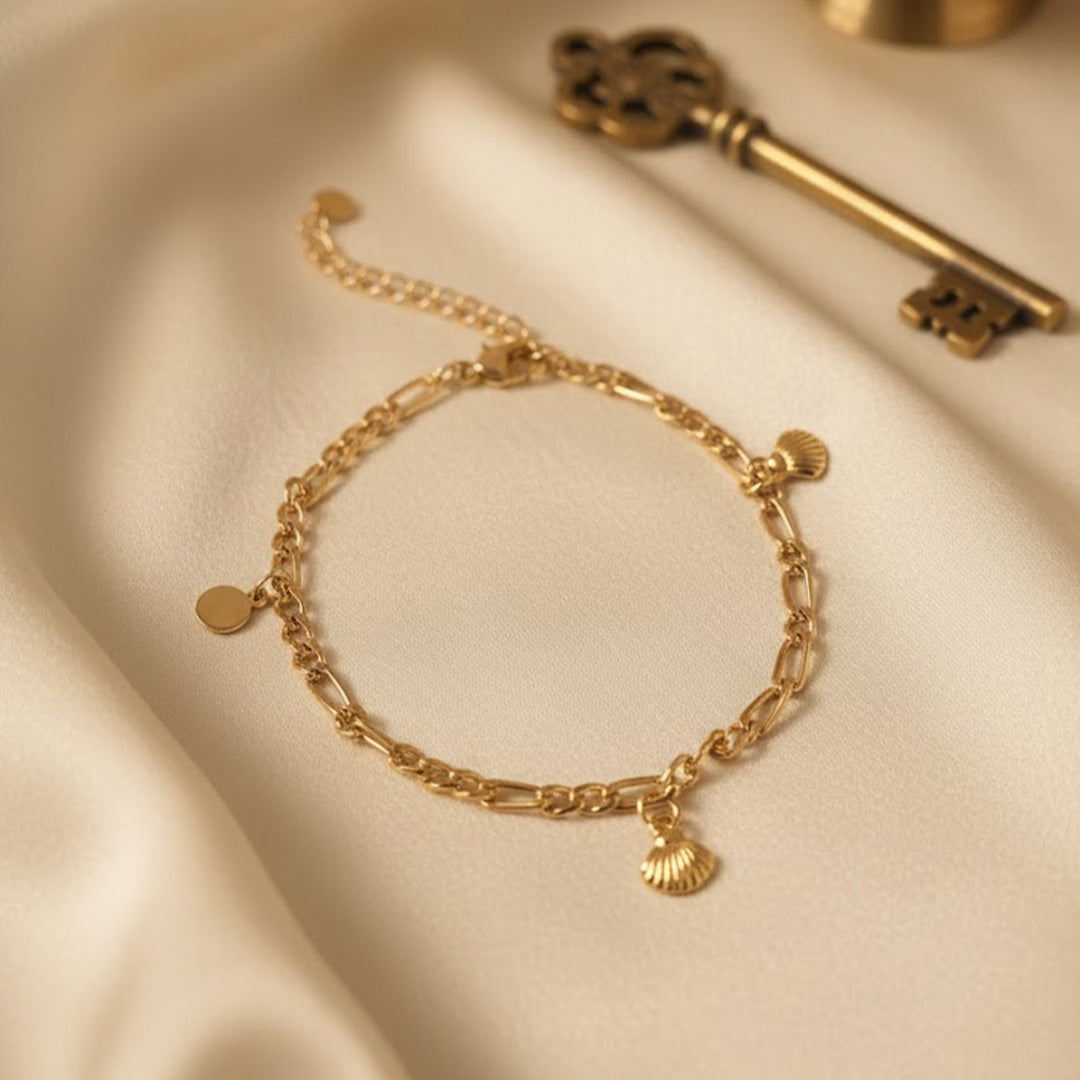 trueBrowns Circular Drop Bracelet