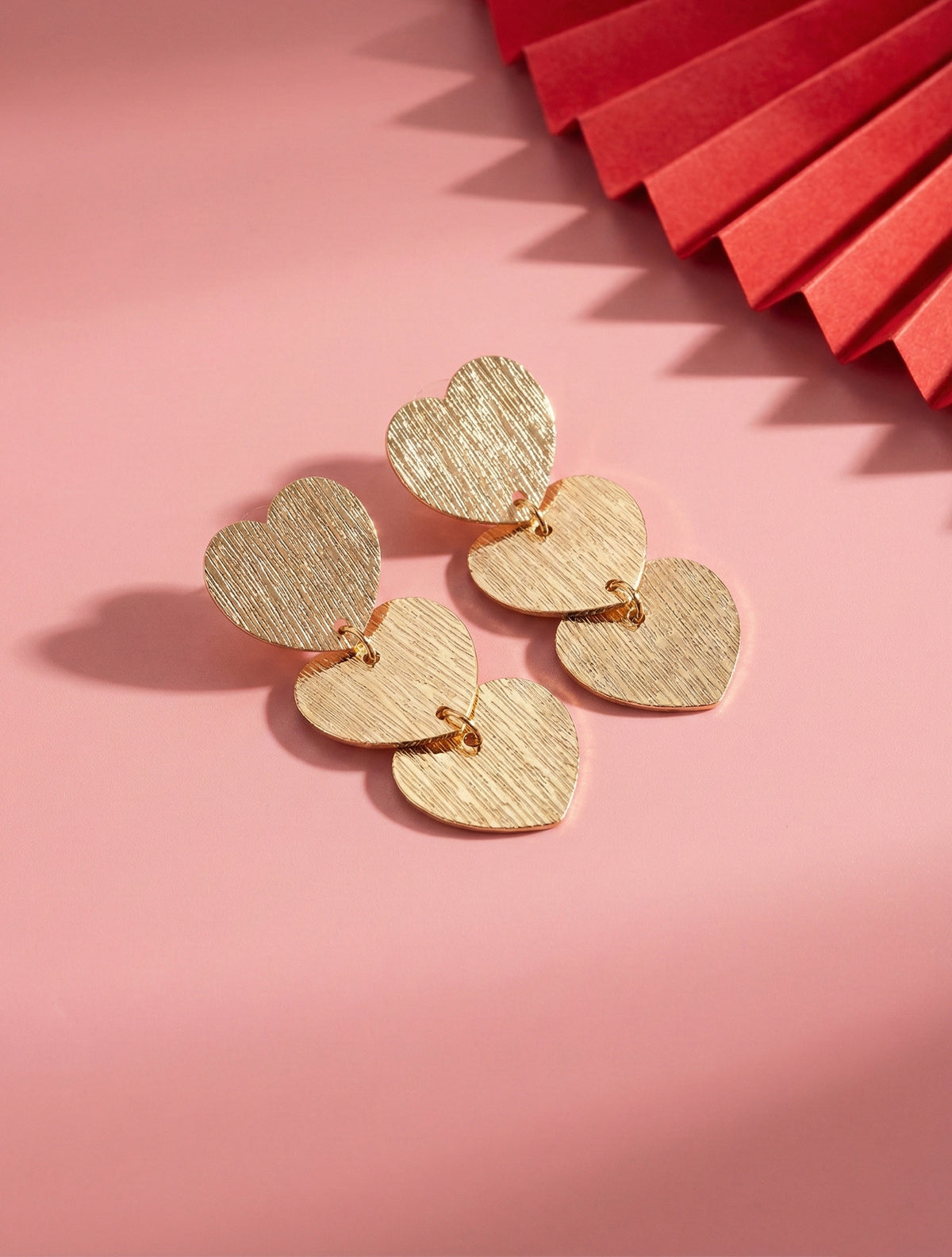 trueBrowns Heart Metallic Drop Earrings