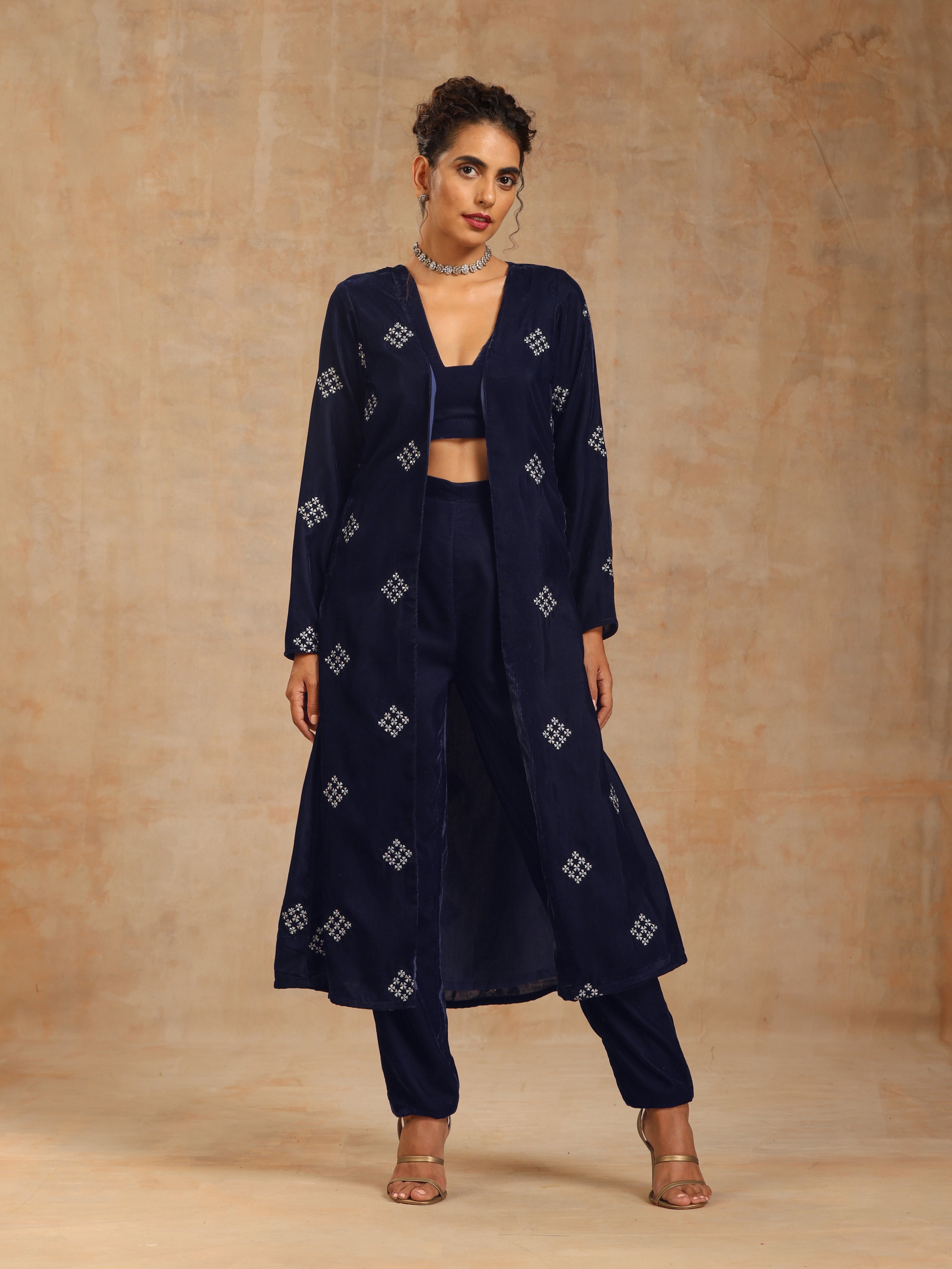 trueBrowns Midnight Blue Velvet Embroidered Jacket Set | Relove
