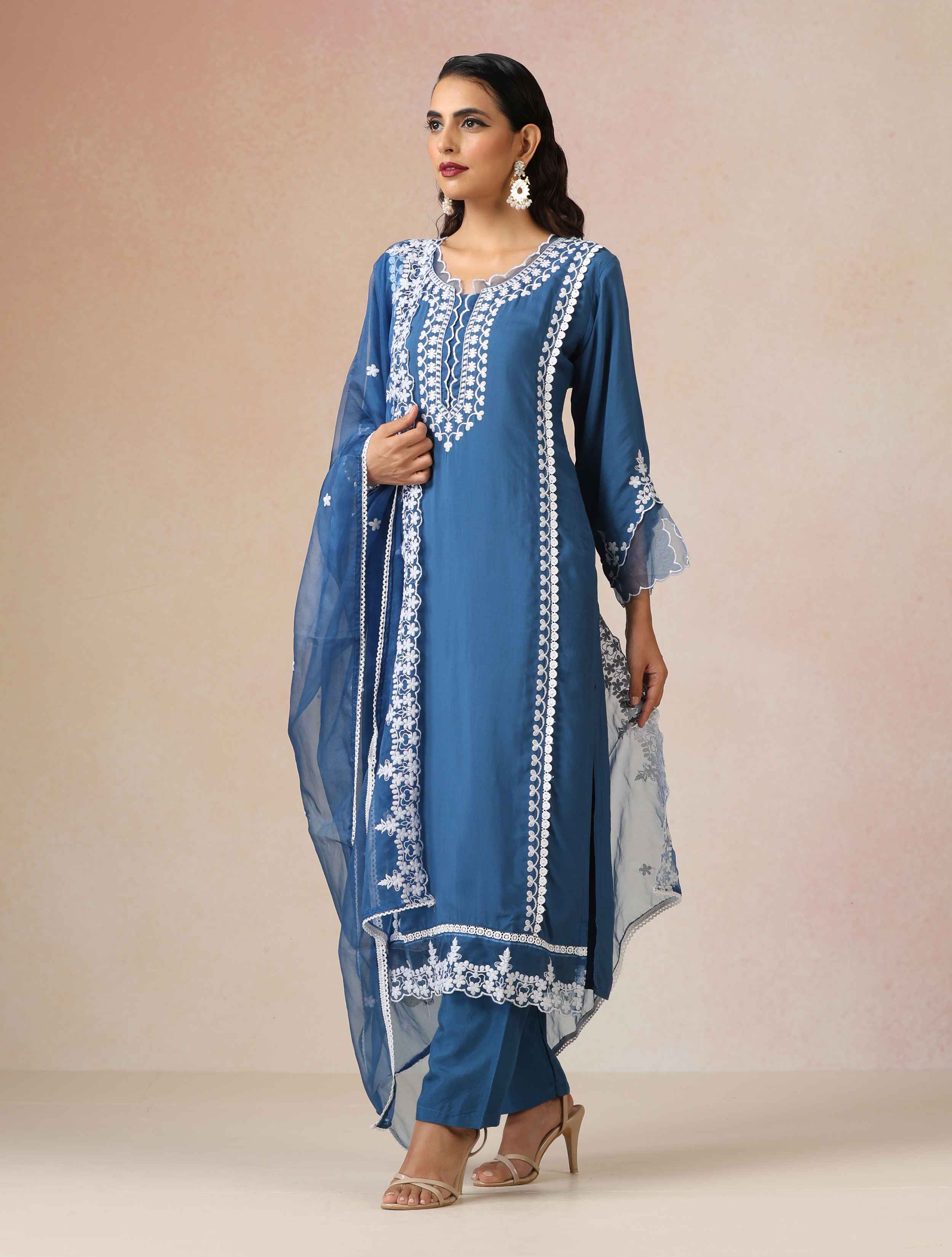 trueBrowns Blue Embroidered Round Neck Straight Kurta 3pc Set