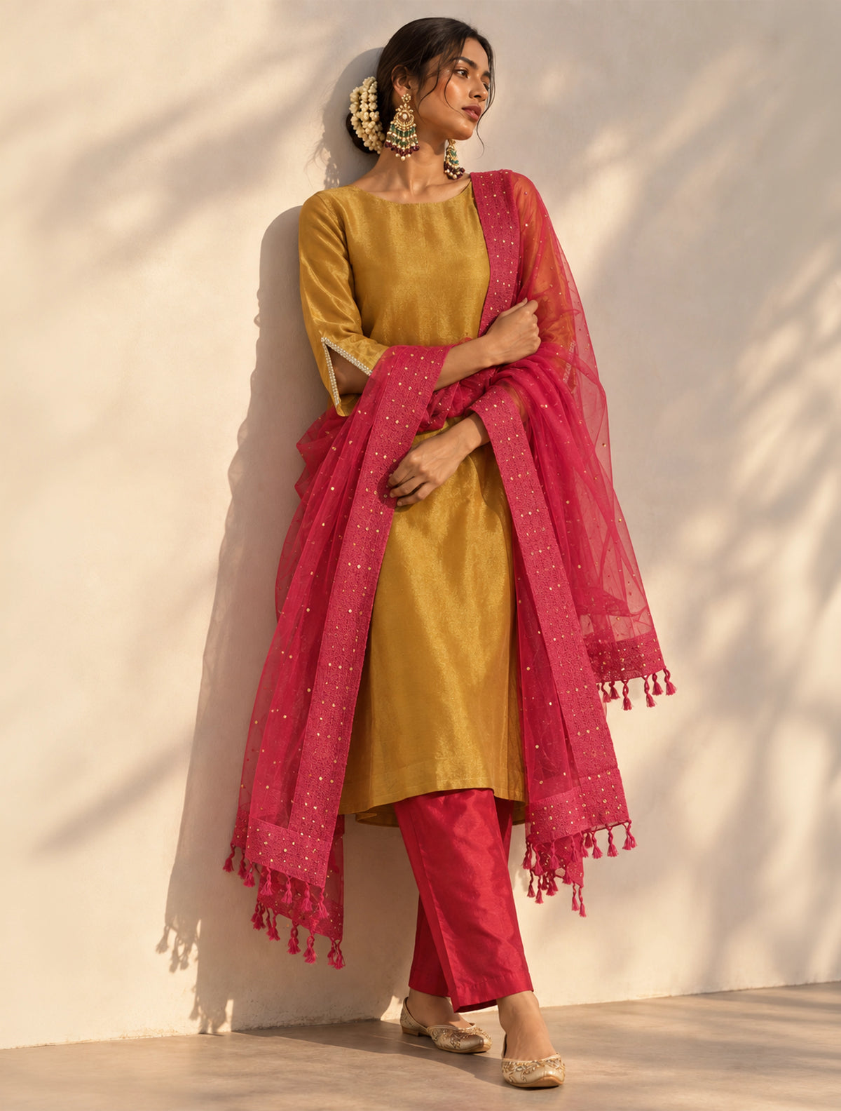 trueBrowns Red Organza Dupatta