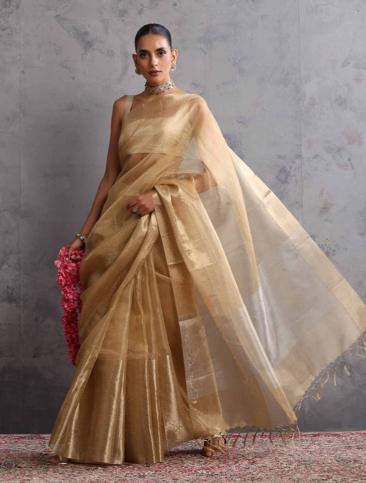 trueBrowns Gold Weave Kota Tissue Handloom Saree With Unstitched Blouse