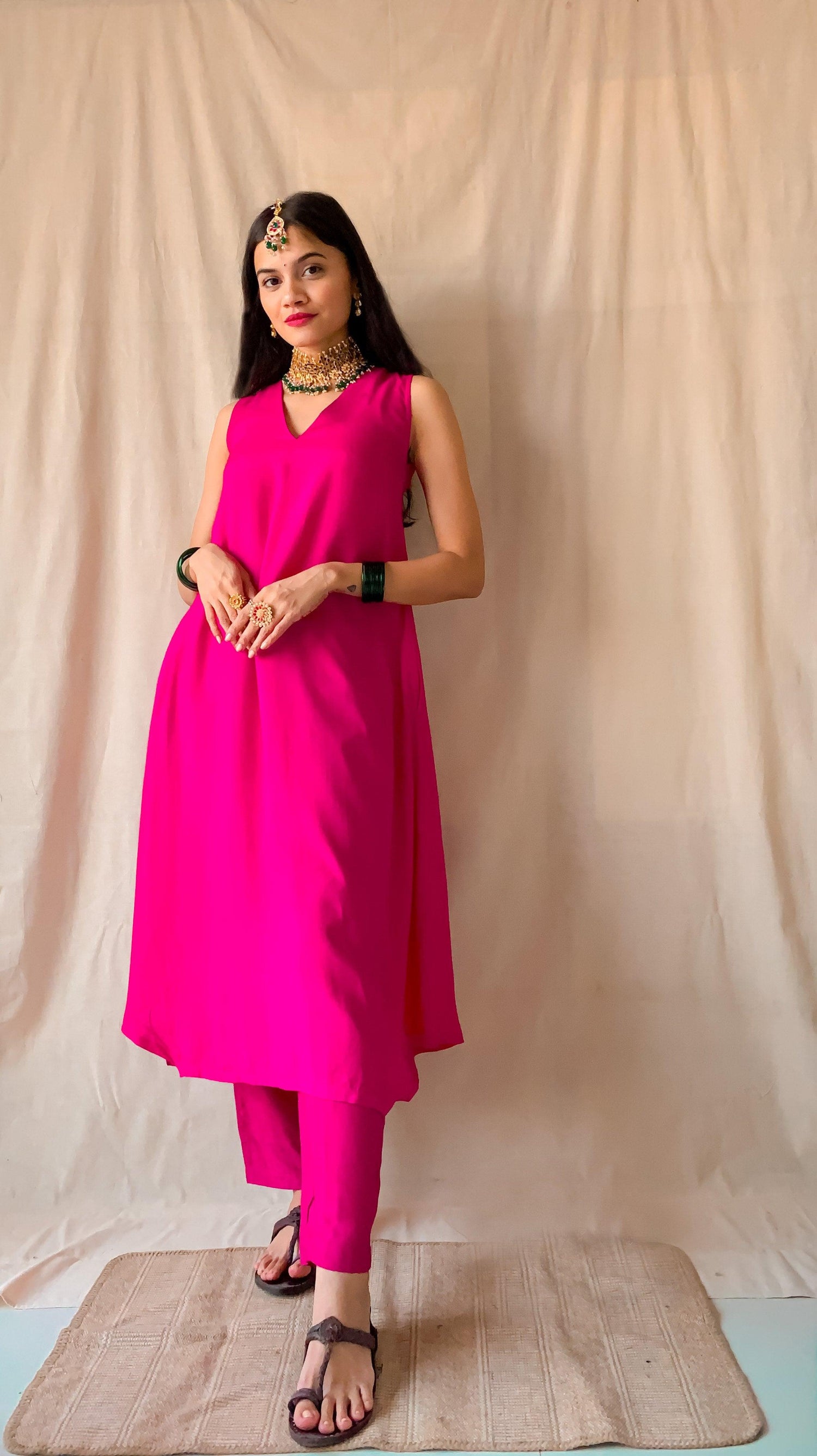 Silk Pink Sleeveless Kurta Pant Set - trueBrowns
