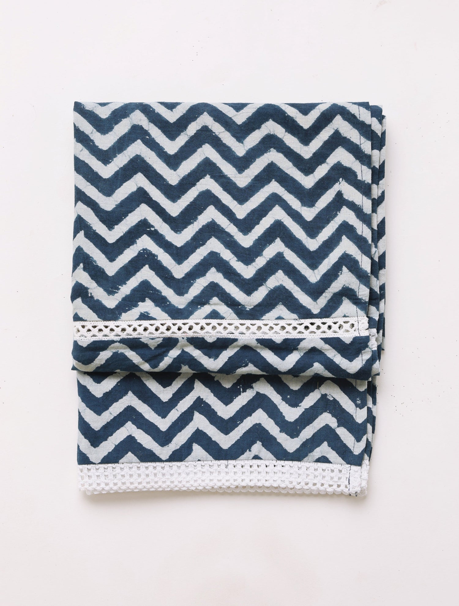 Indigo Zig-Zag Print Cotton Stole