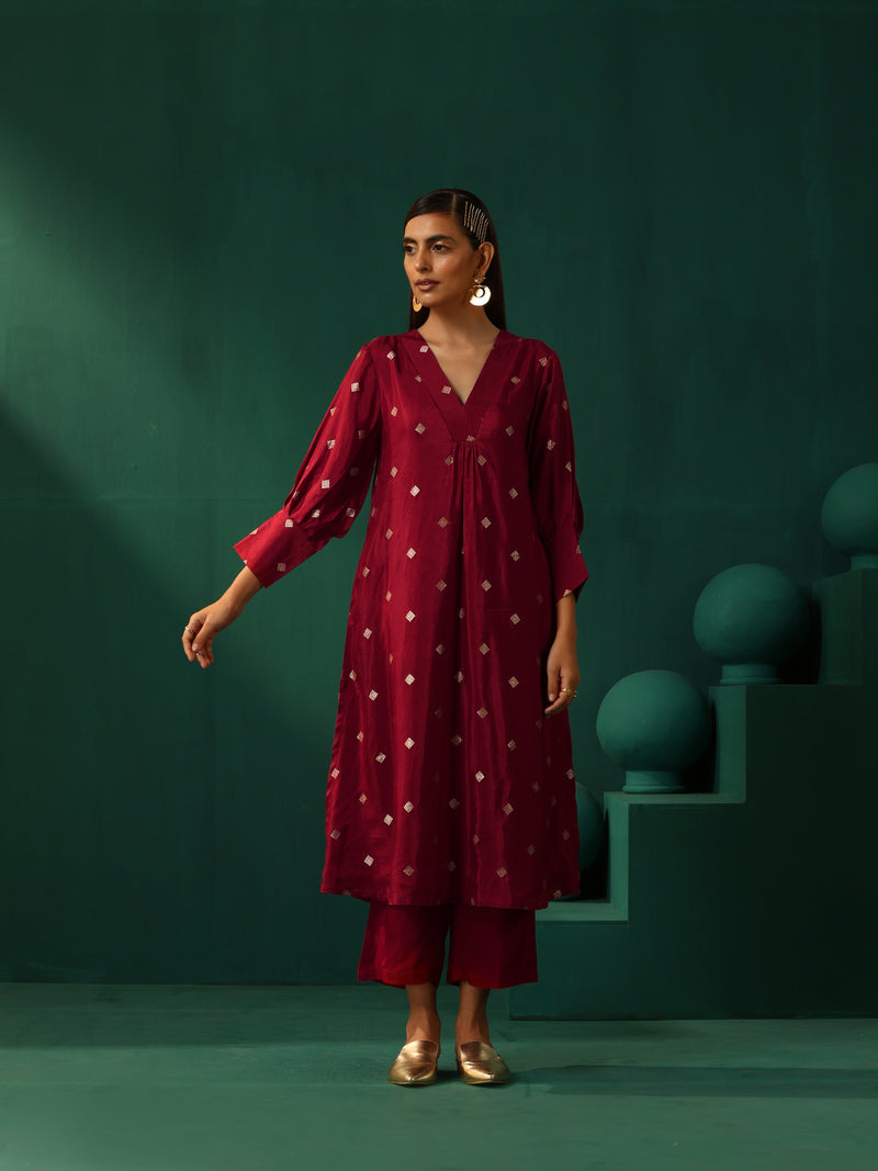 trueBrowns Maroon Diamond Viscose Silk Kurta Pant Set
