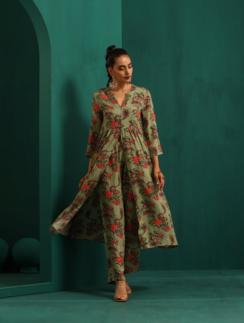 trueBrowns Green Floral Muslin Silk Printed Kurta Pant Set