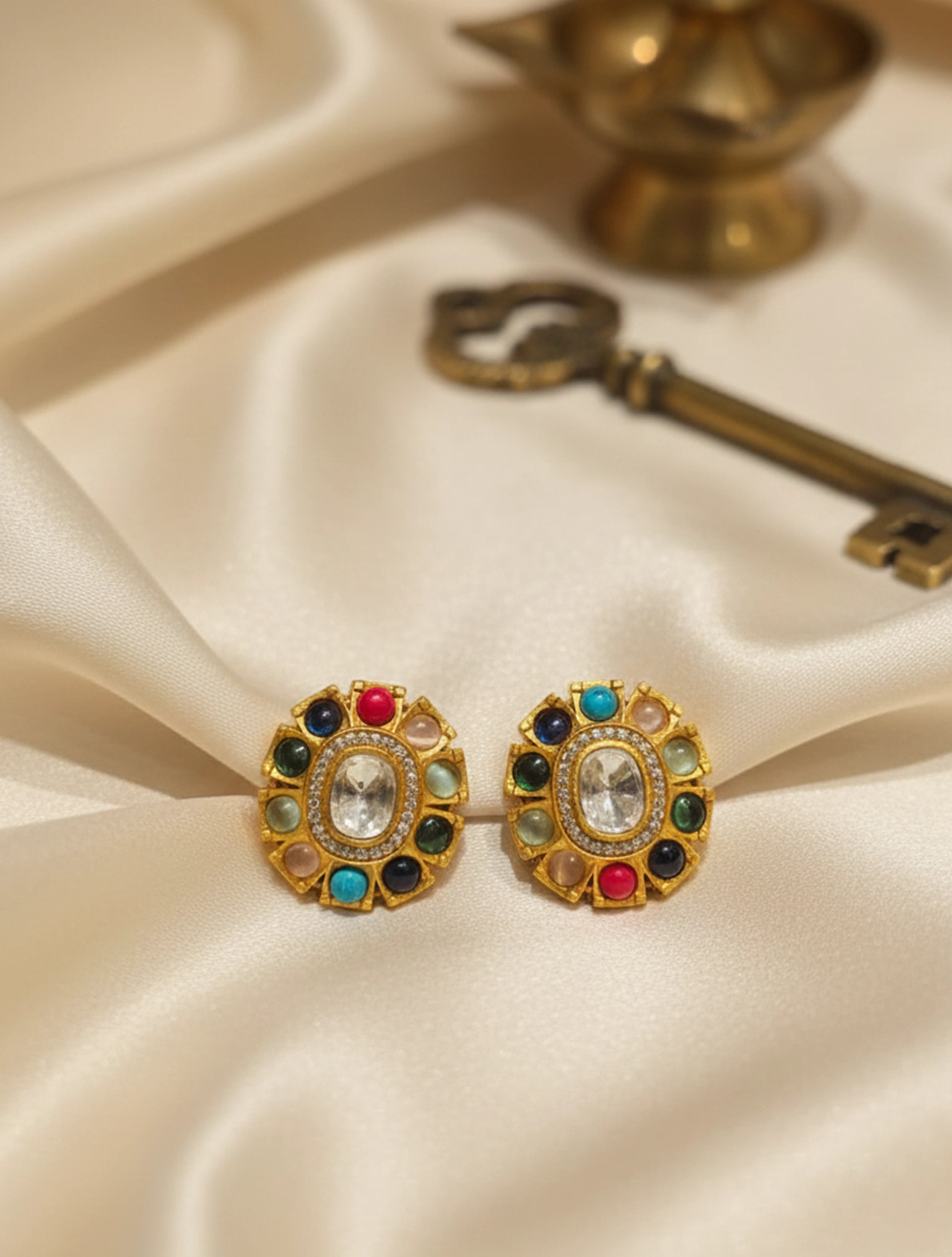 trueBrowns Regal Gemstone Pendant Set