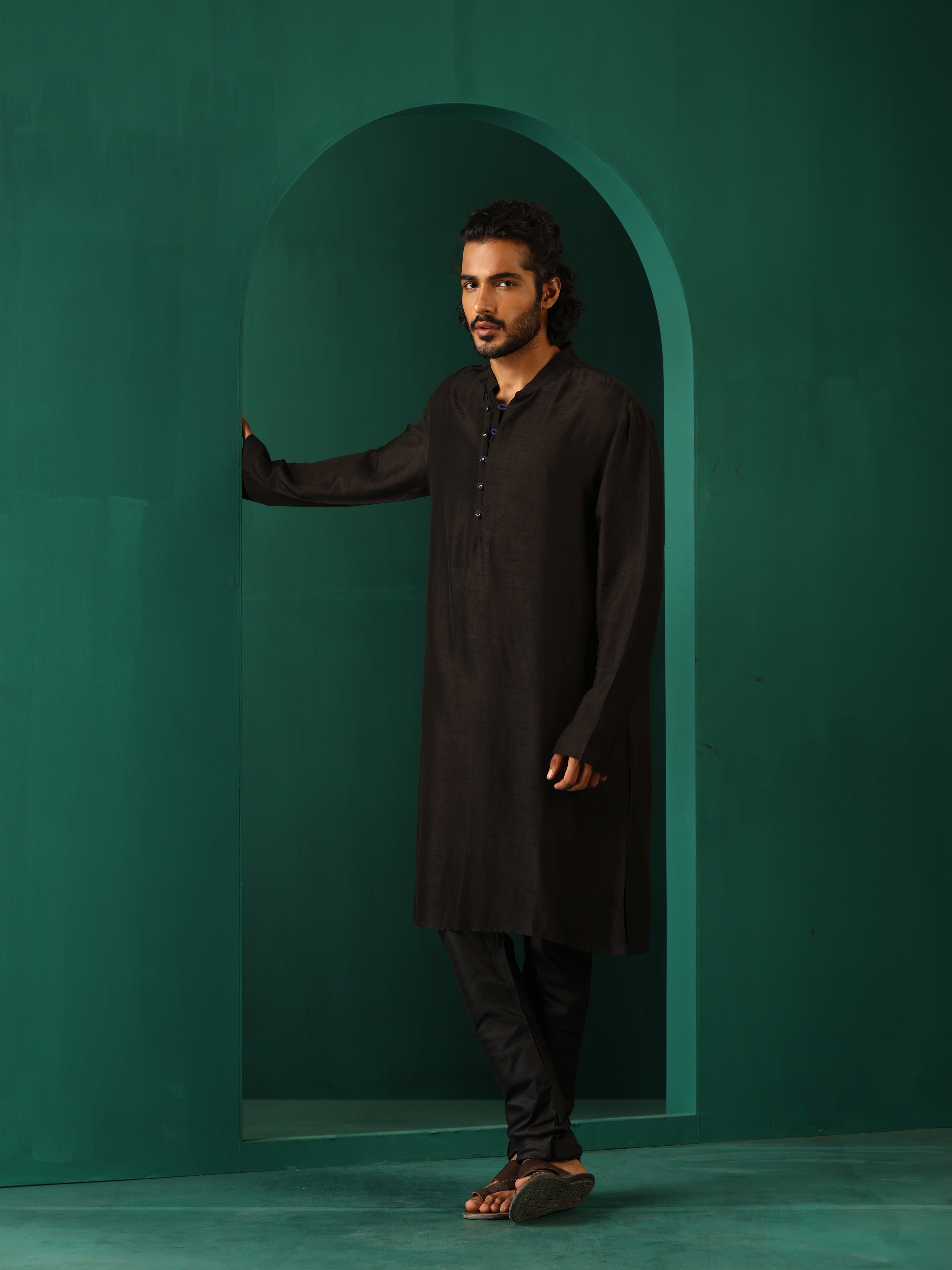 trueBrowns Men Black Silk Long Kurta