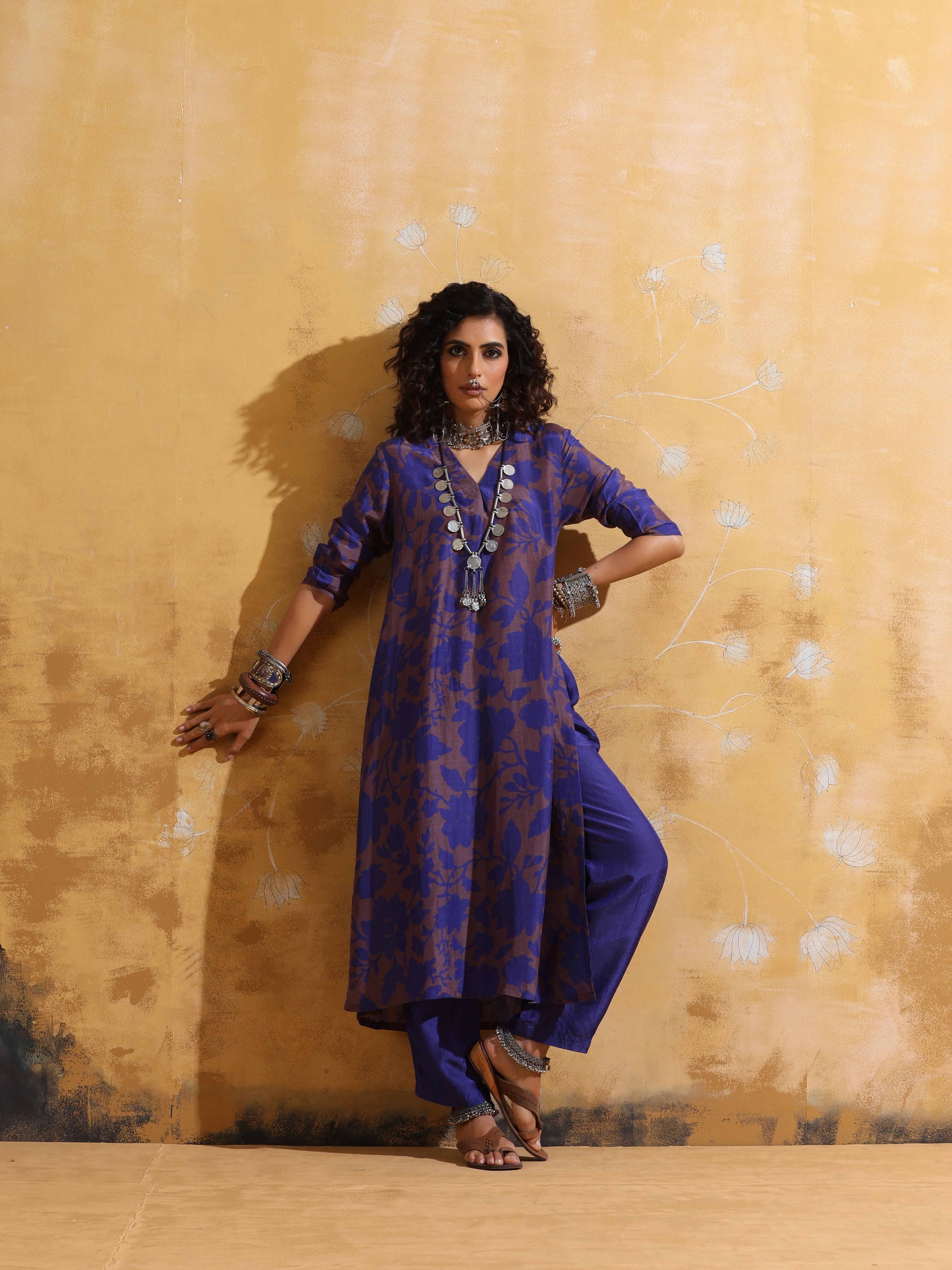 trueBrowns Purple Jaal Print Muslin Silk Straight Kurta Set
