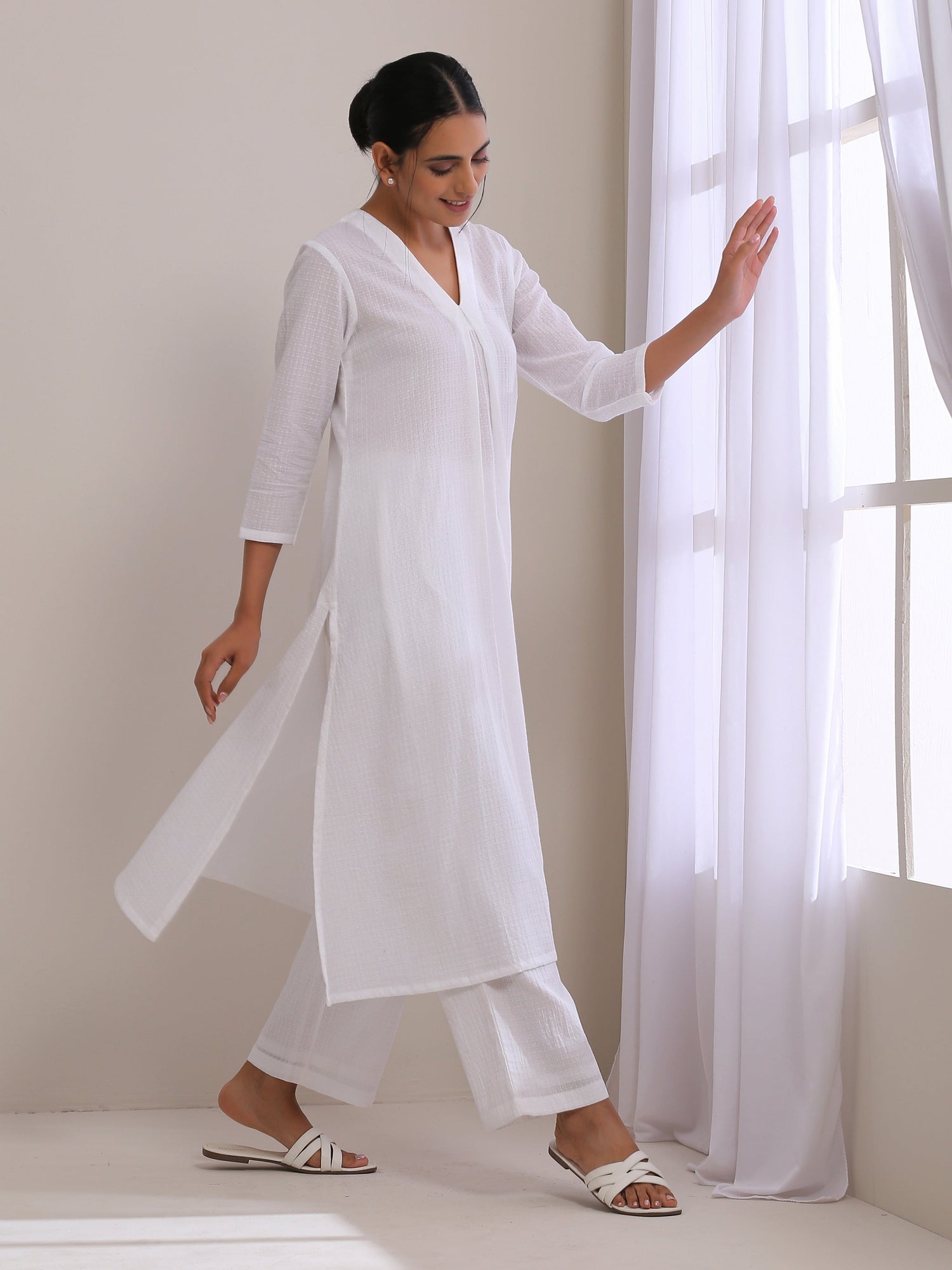 White Dobby Neck Pleat Kurta Pant Set