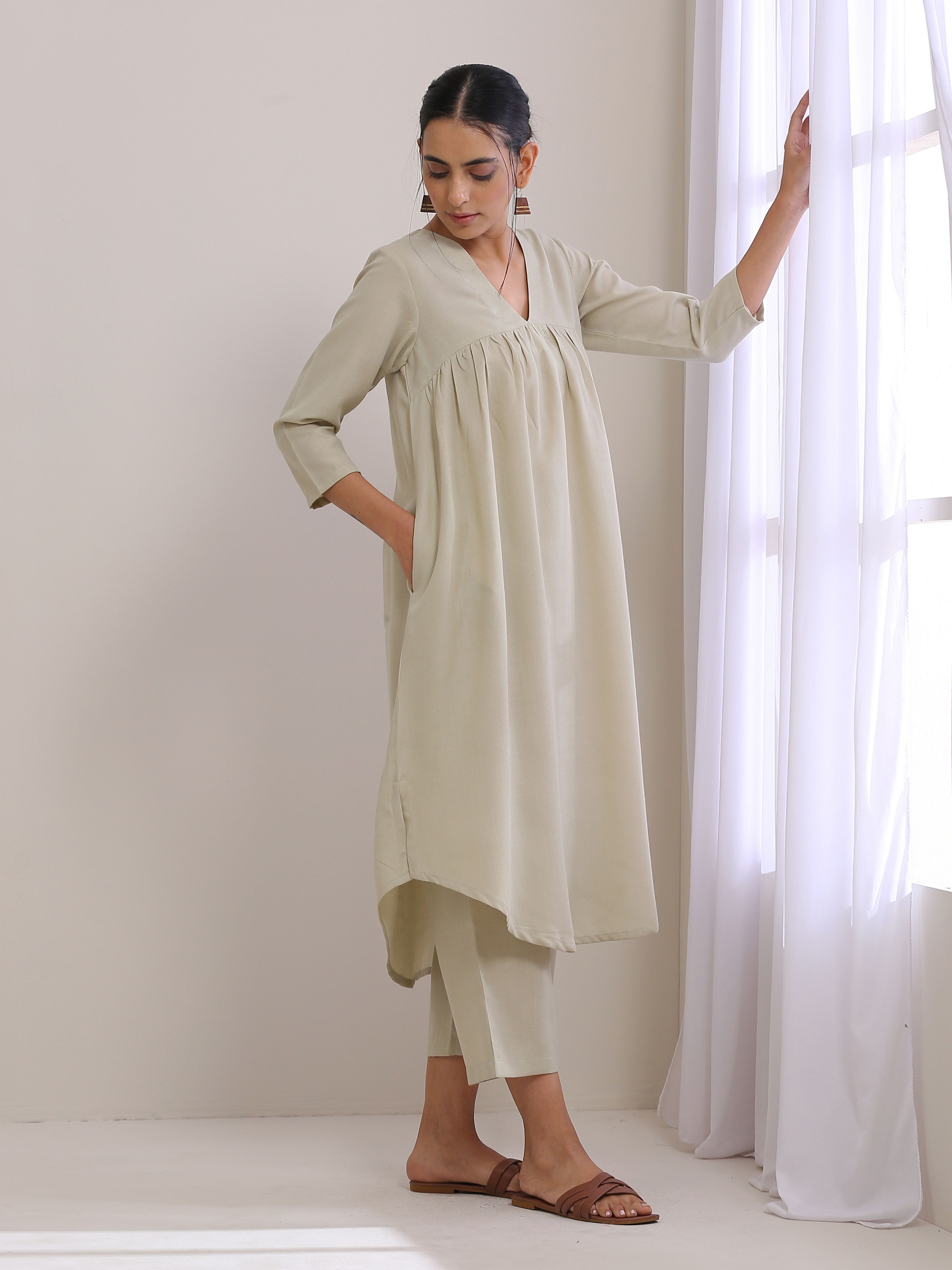 Light Grey Slub Gathered Kurta Pant Set