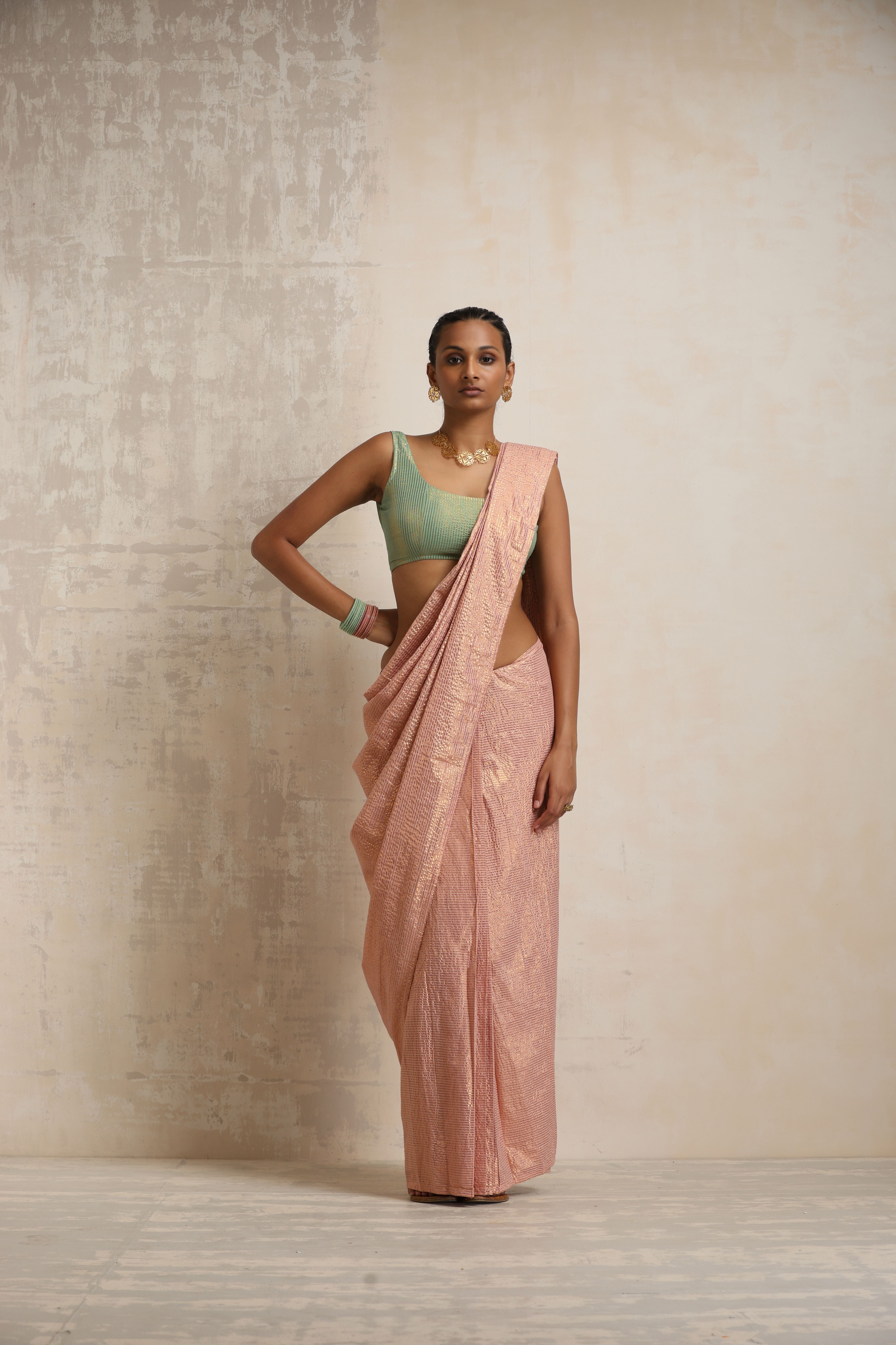 trueBrowns Pink Gold Lurex Saree