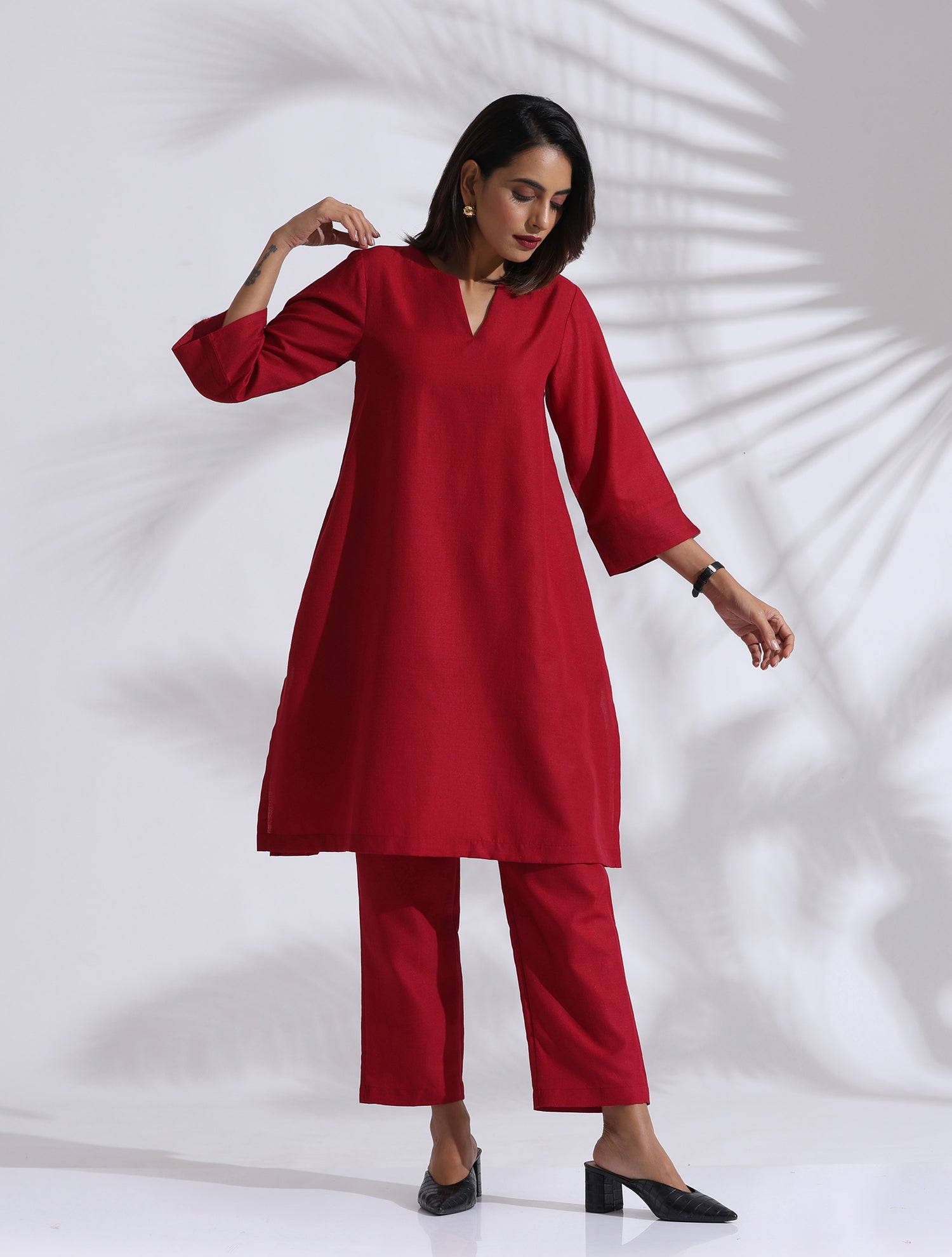 trueBrowns Maroon Slub Kurta Co-ord Set