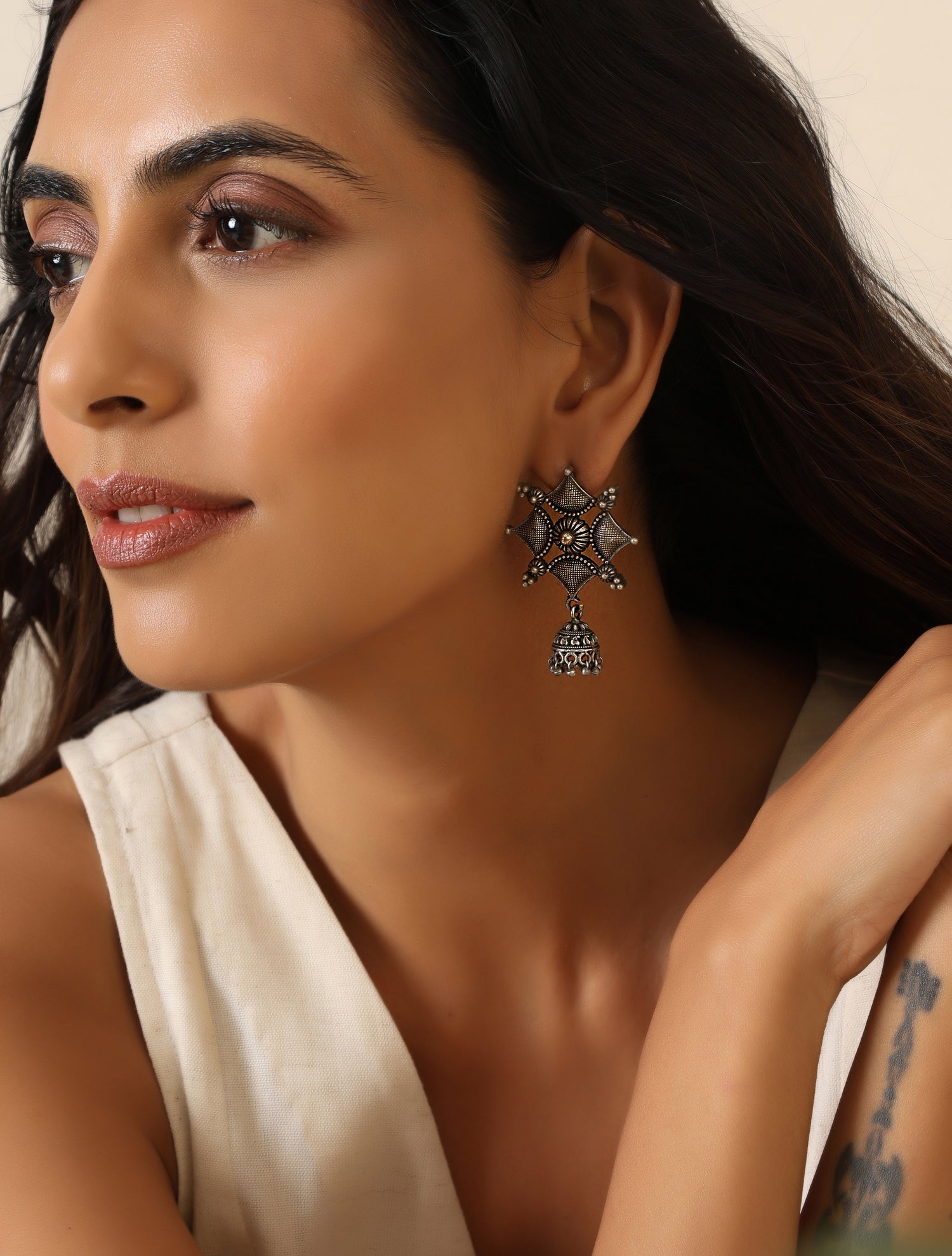 trueBrowns Silver Star Earrings