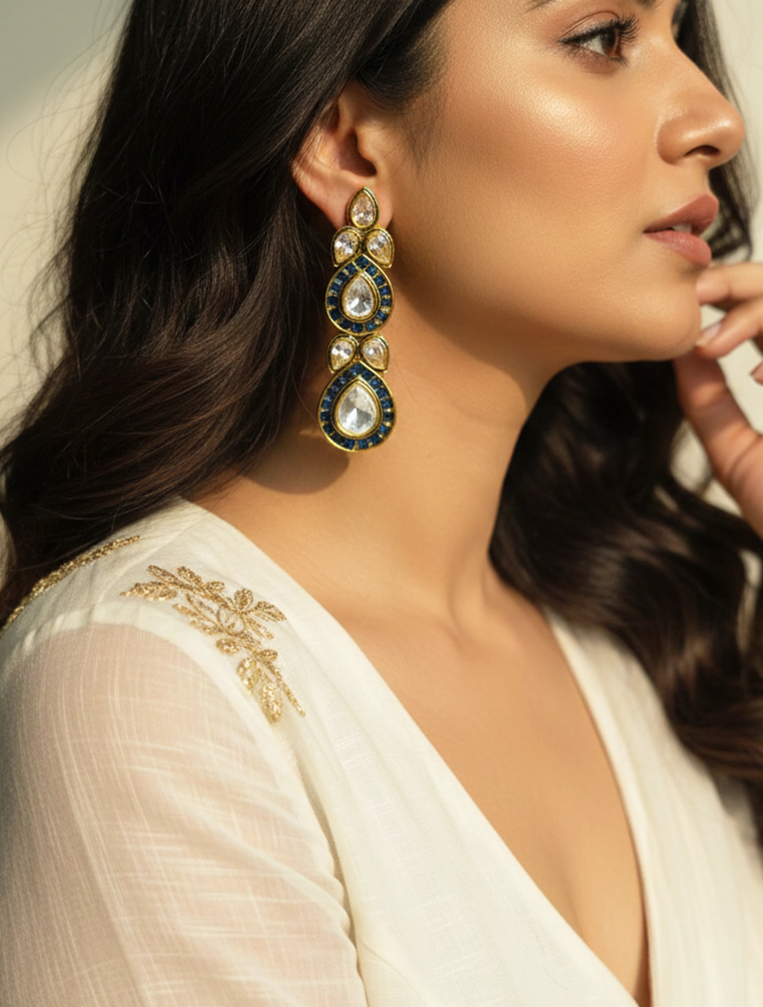 trueBrowns White Stone Hanging Earrings