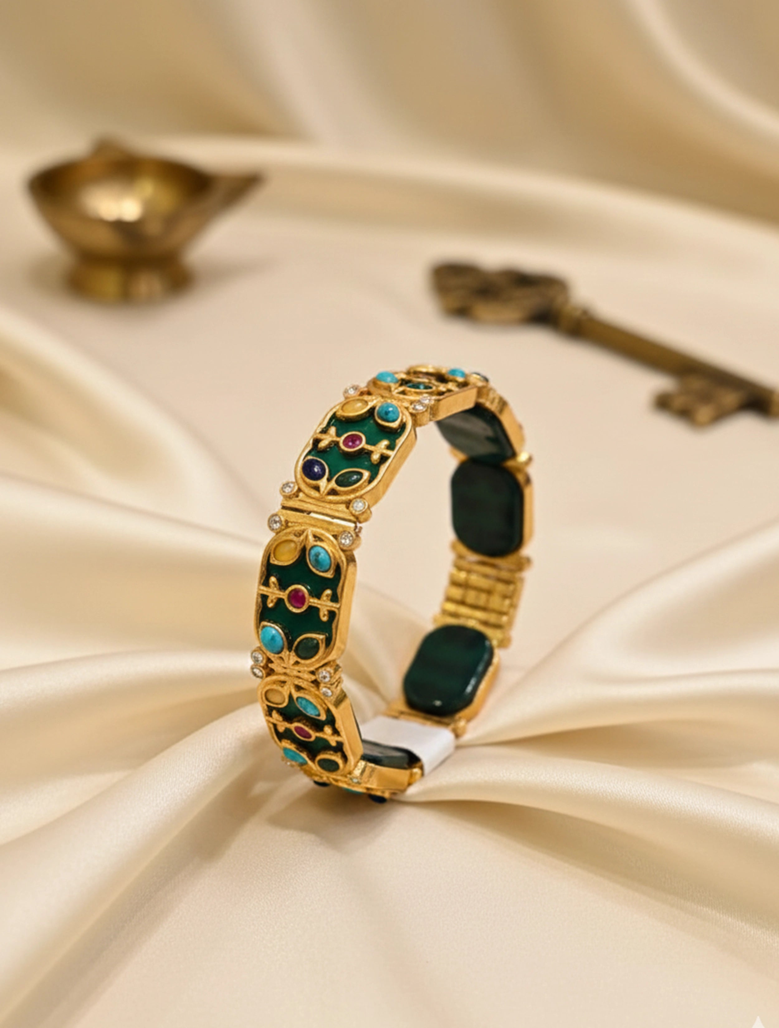 trueBrowns Green Square Cuff
