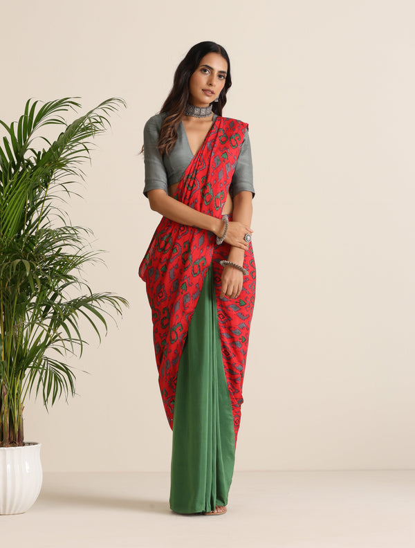 trueBrowns Red Muslin Ikat Saree