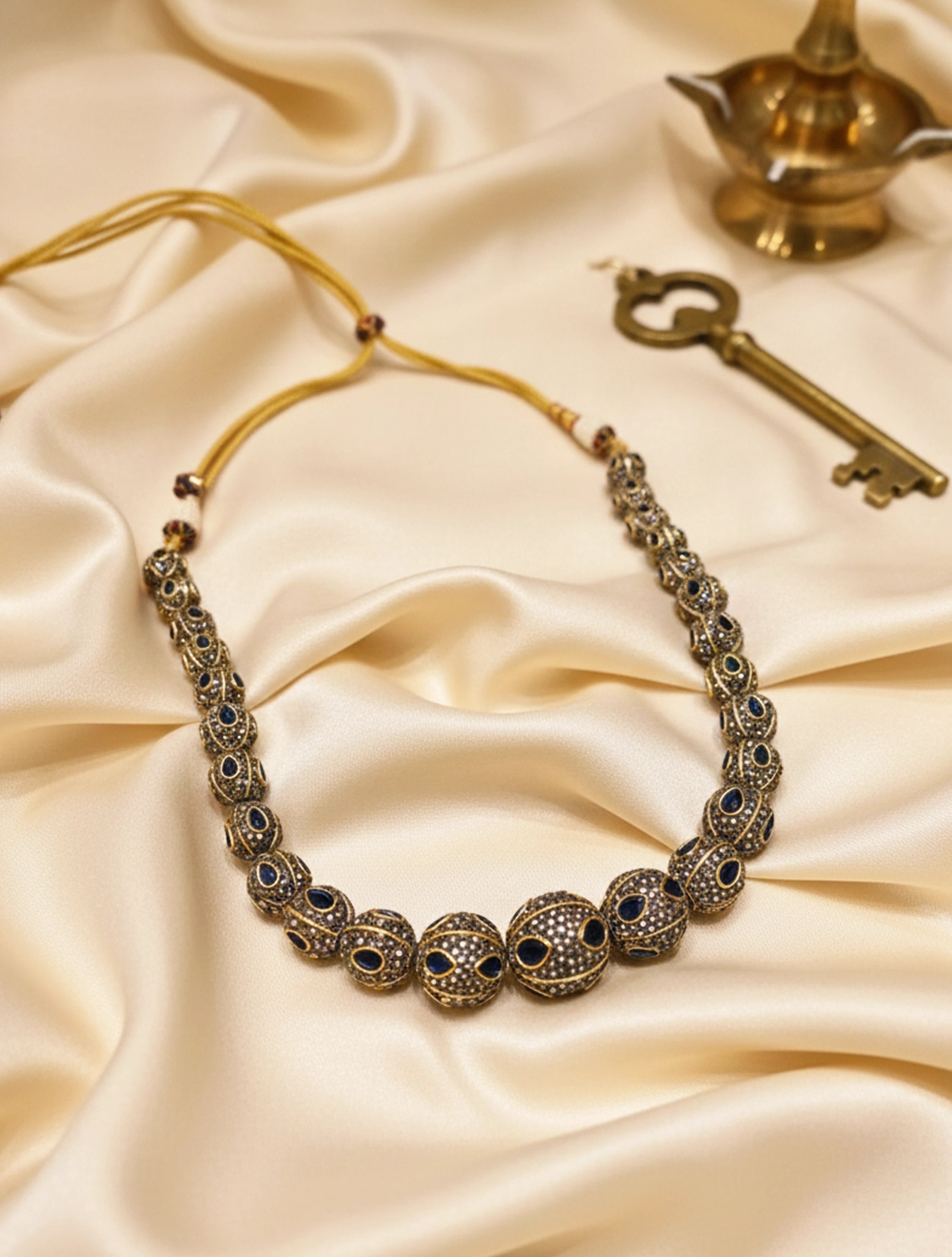 trueBrowns Gold Charm Beaded Choker Set