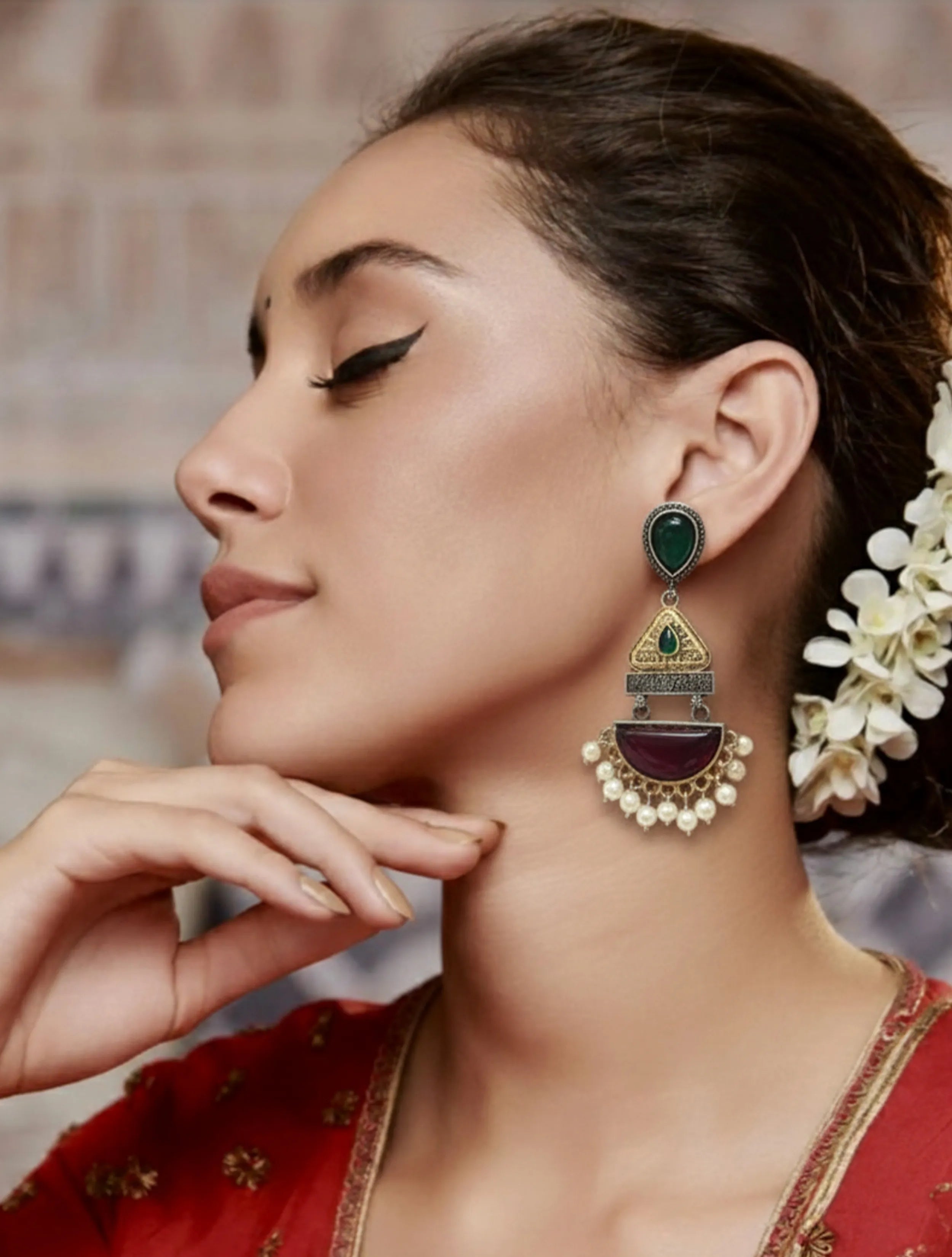 trueBrowns Emerald Glow Chand Drops