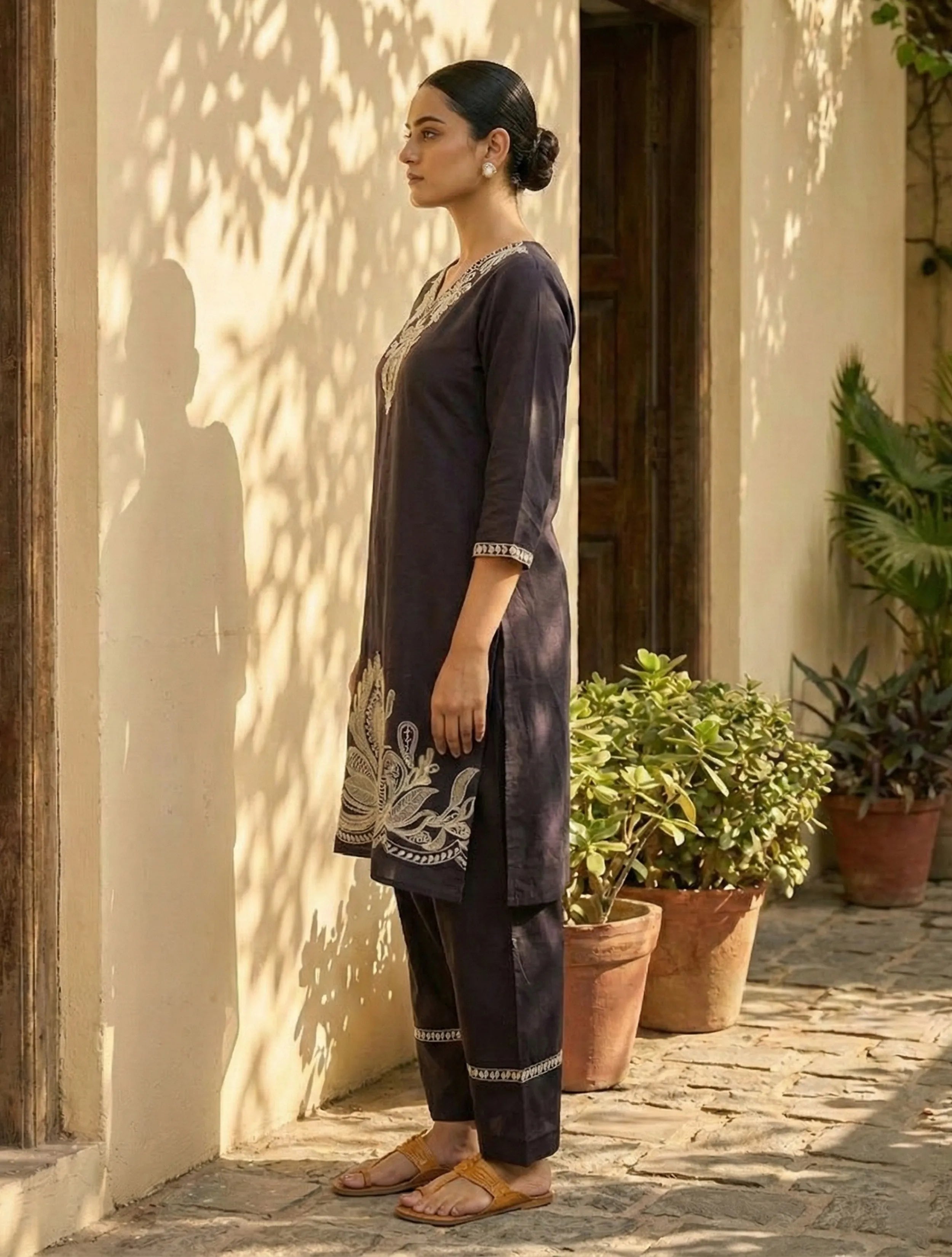 trueBrowns Black Embroidered Kurta Farsi Pant Dupatta Set