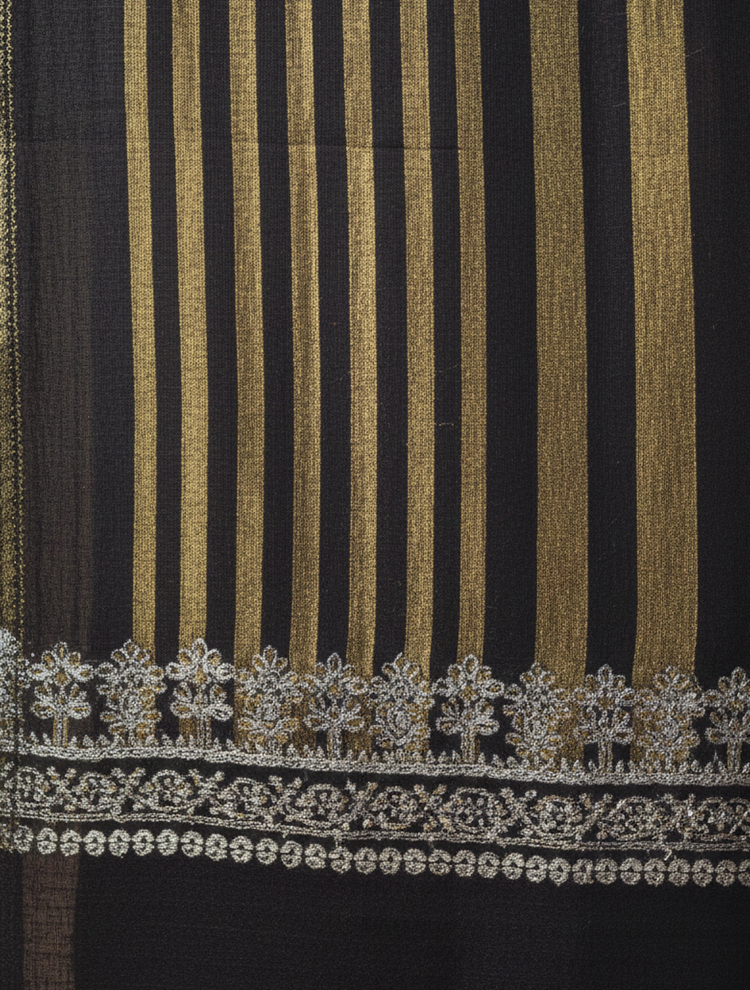 trueBrowns Golden Black Embroidered Stripe Stole