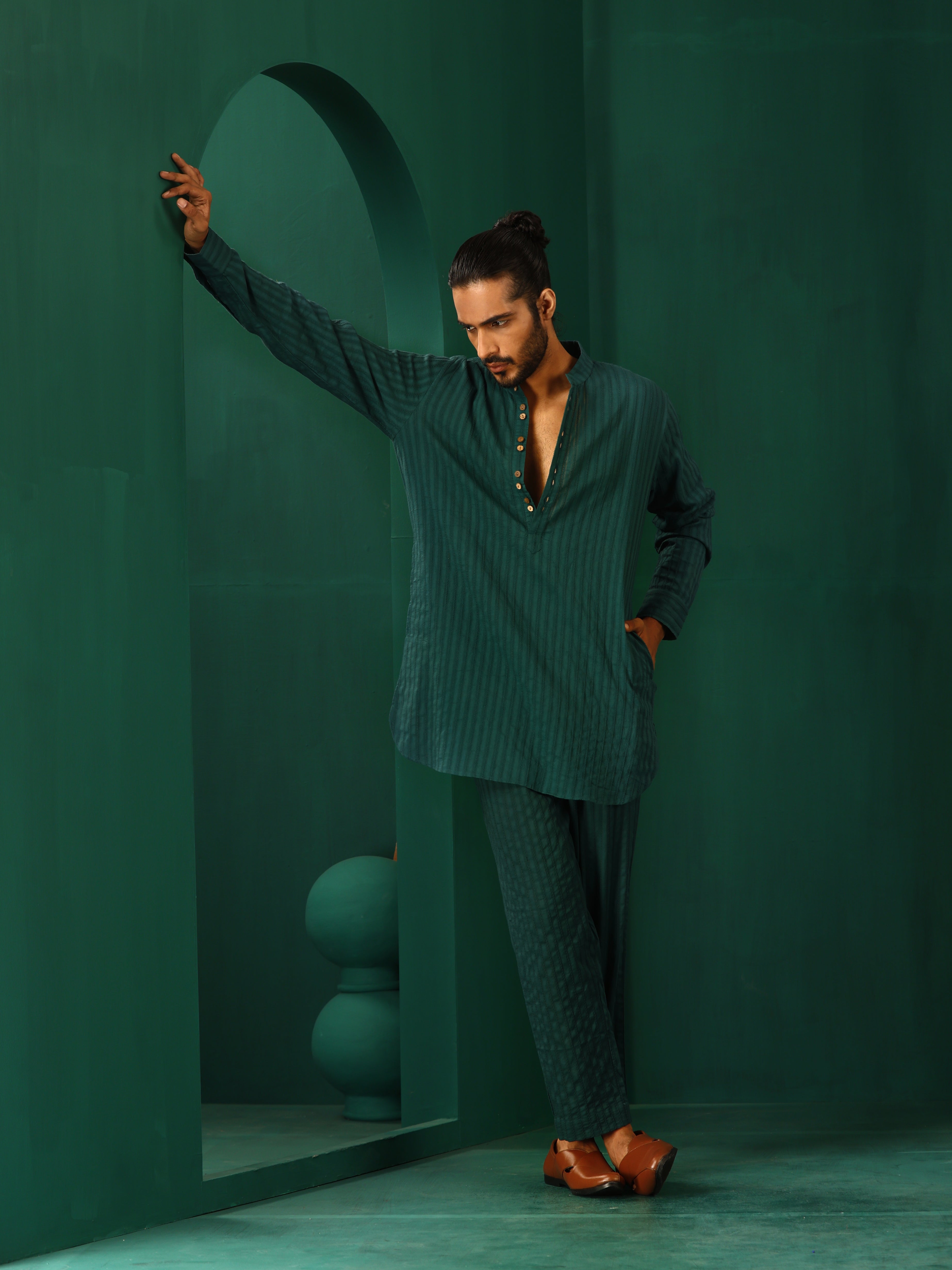 trueBrowns Men Turquoise Dobby Co-ord Set