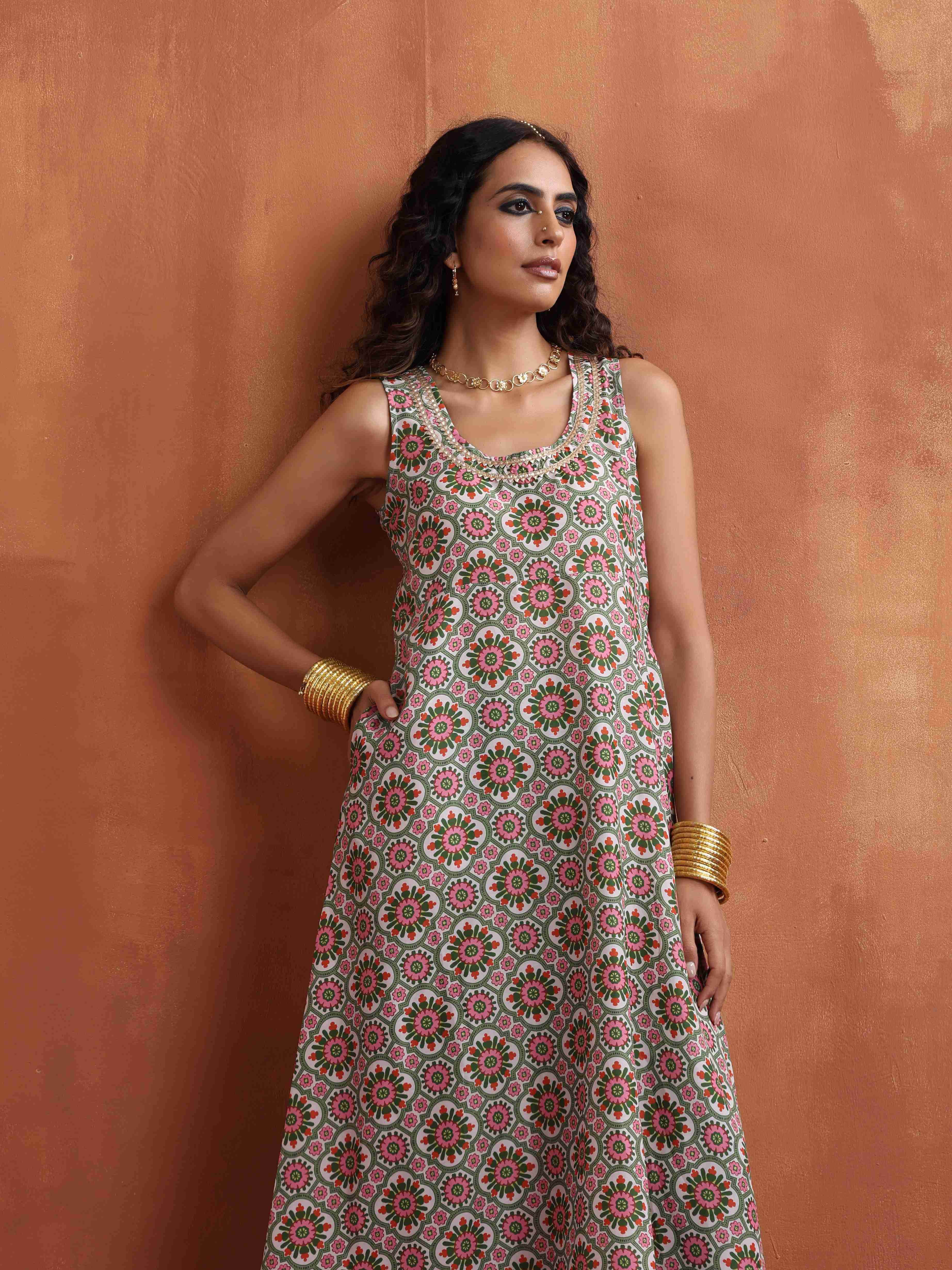 trueBrowns Off White Print Flared Anarkali Kurta Set