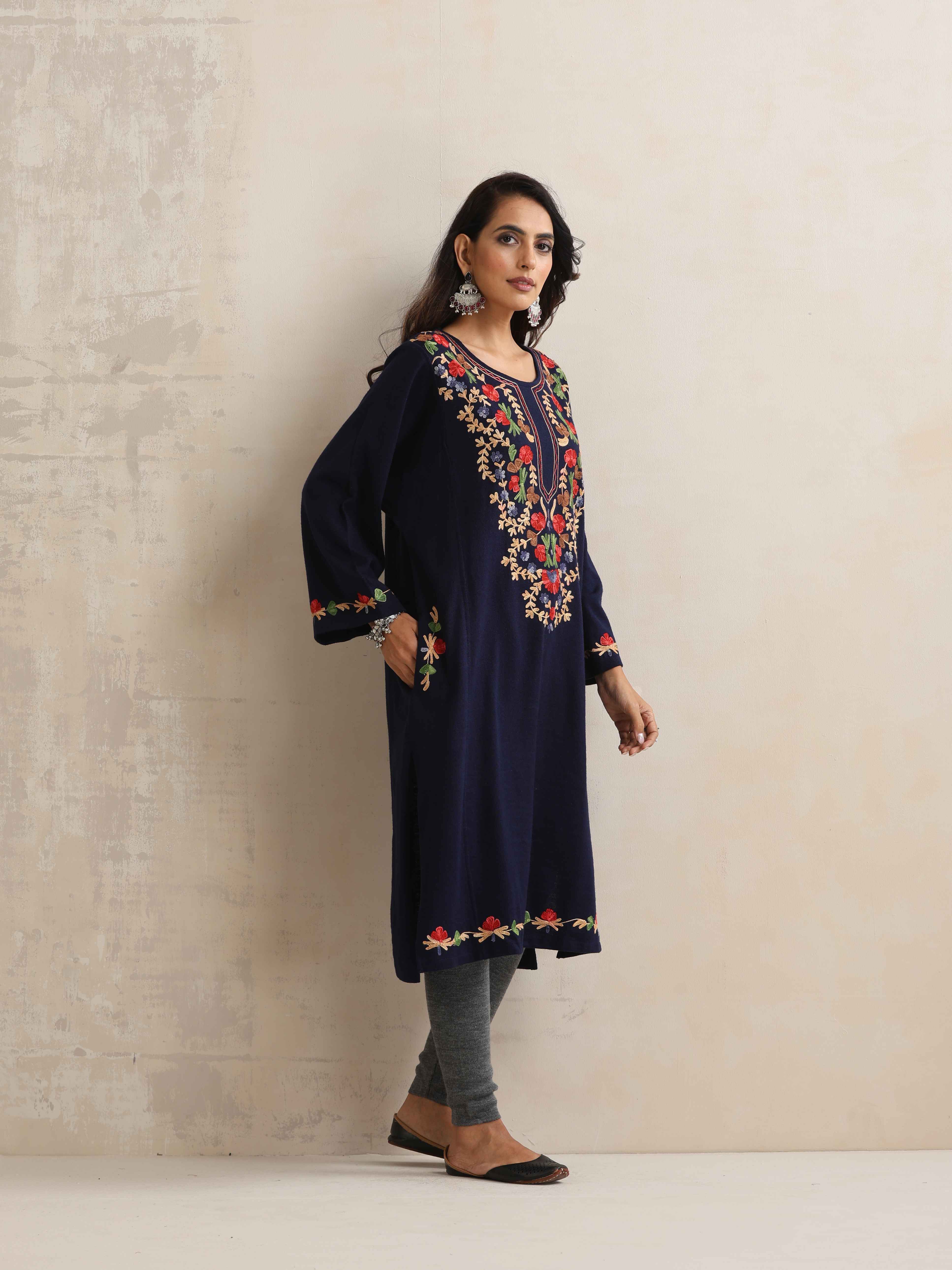 trueBrowns Blue Kashmiri Embroidered Woollen Phiran Kurta
