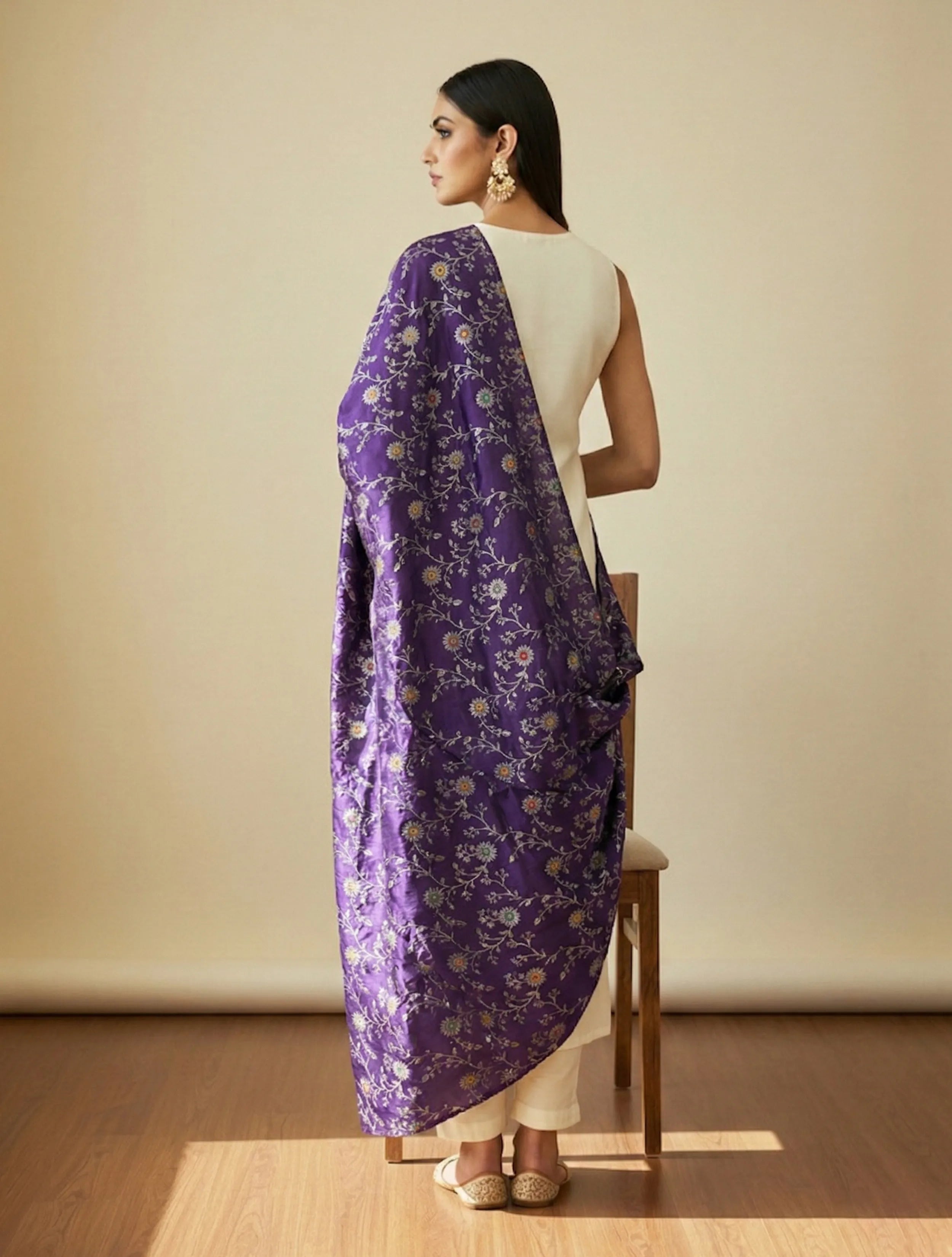 trueBrowns Purple Rose Brocade Dupatta