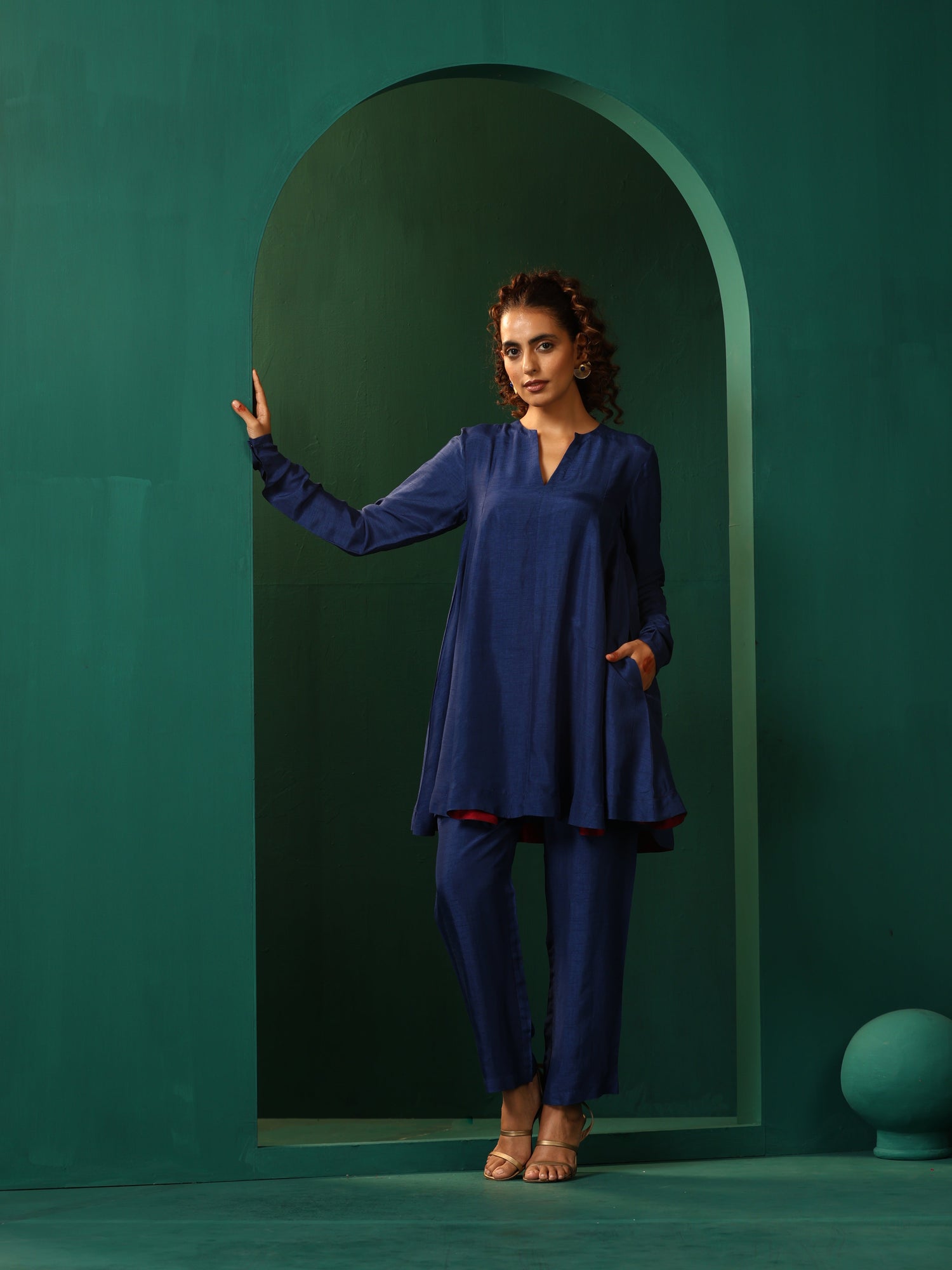trueBrowns Blue Silk Flared Co-ord Set