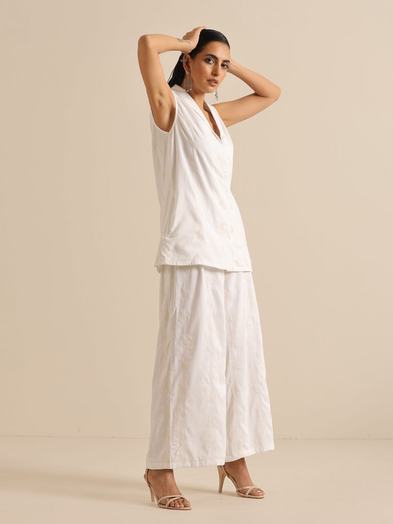 White Pineapple Sleeveless Jacket Pant Set
