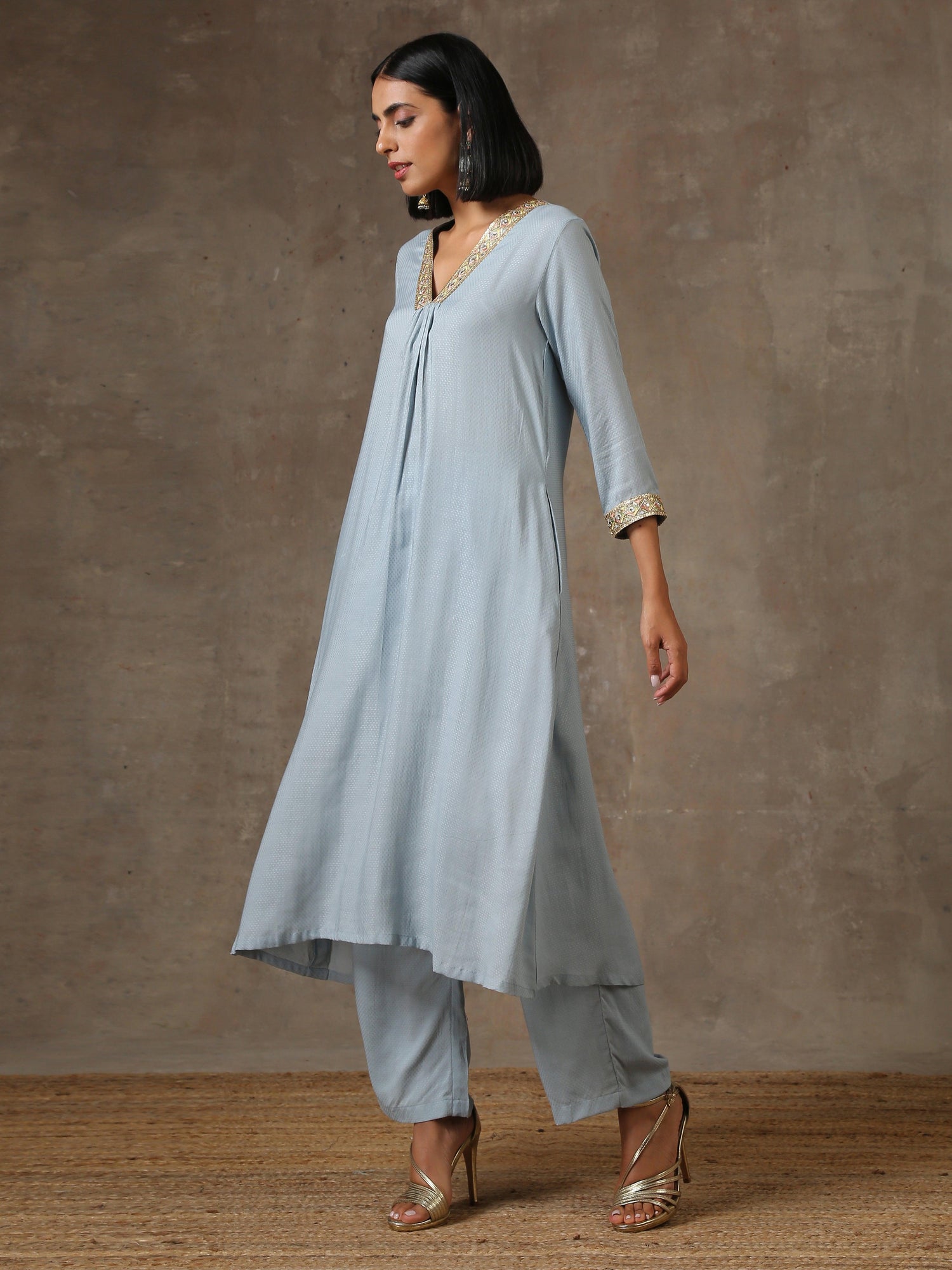 The Daphne - Light Blue Solid Textured Kurta Pant Set - trueBrowns