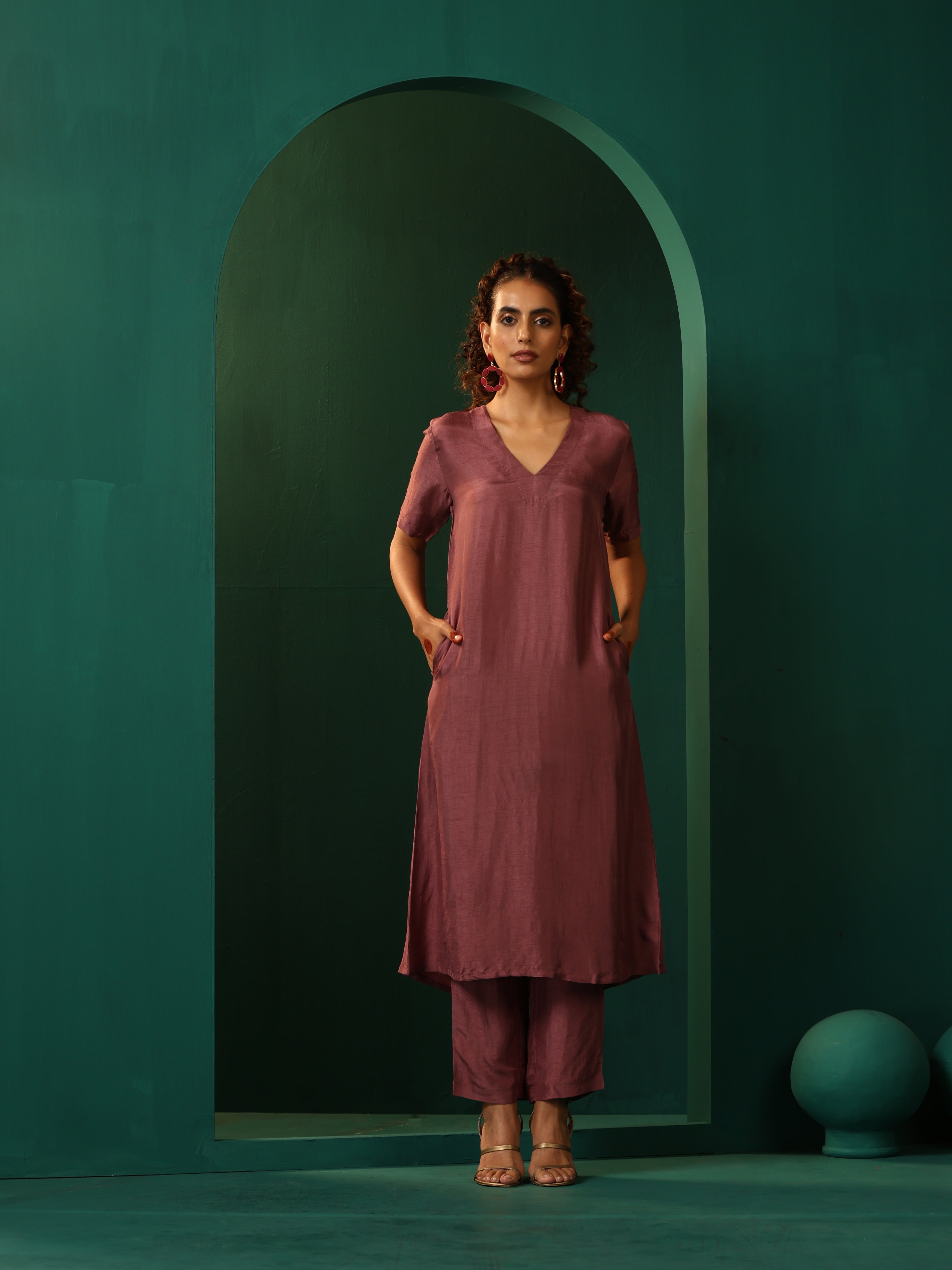 trueBrowns Maroon Light Mauve Silk Jacket Kurta Set