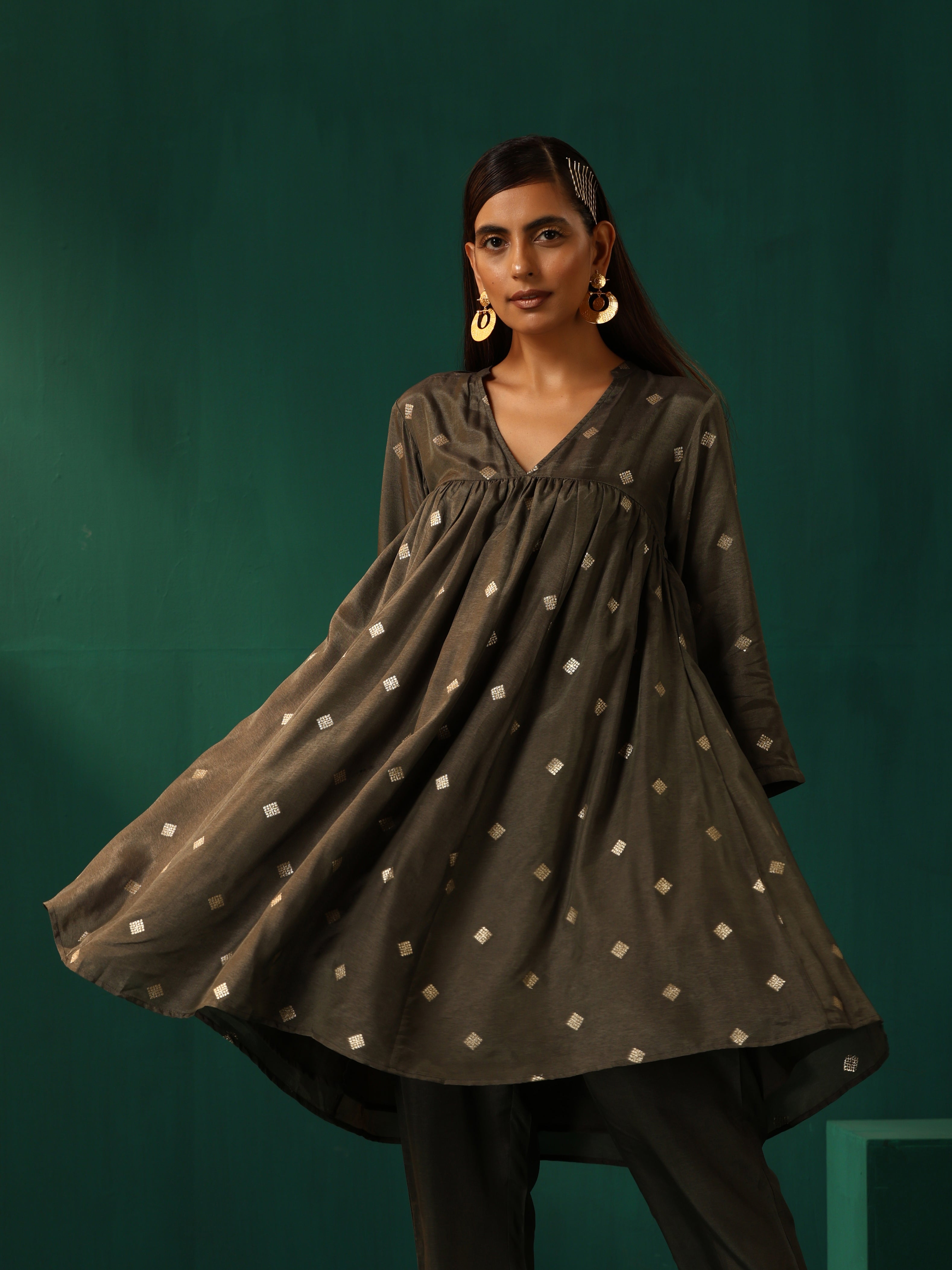 trueBrowns Grey Diamond Viscose Silk Co-ord Set
