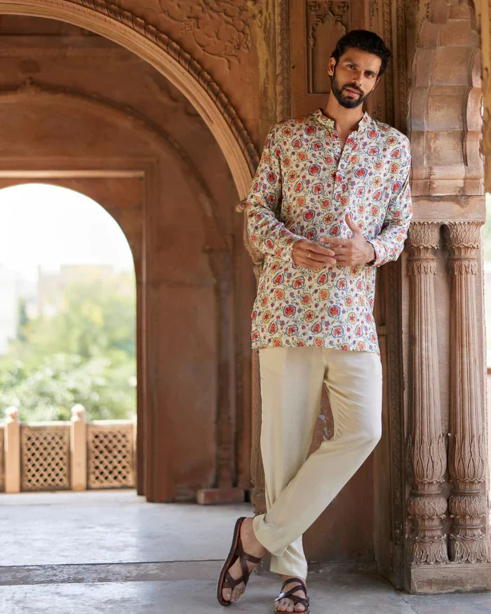trueBrowns Men Off White Floral Bunch Muslin Silk Printed Co-ord Set