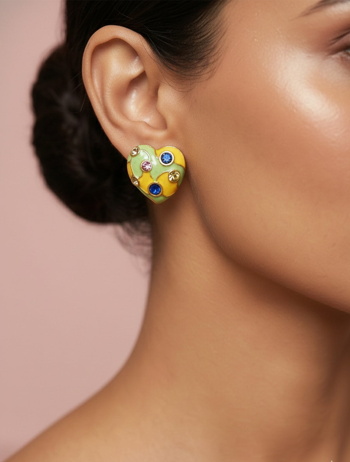trueBrowns Playful Charm Heart Studs
