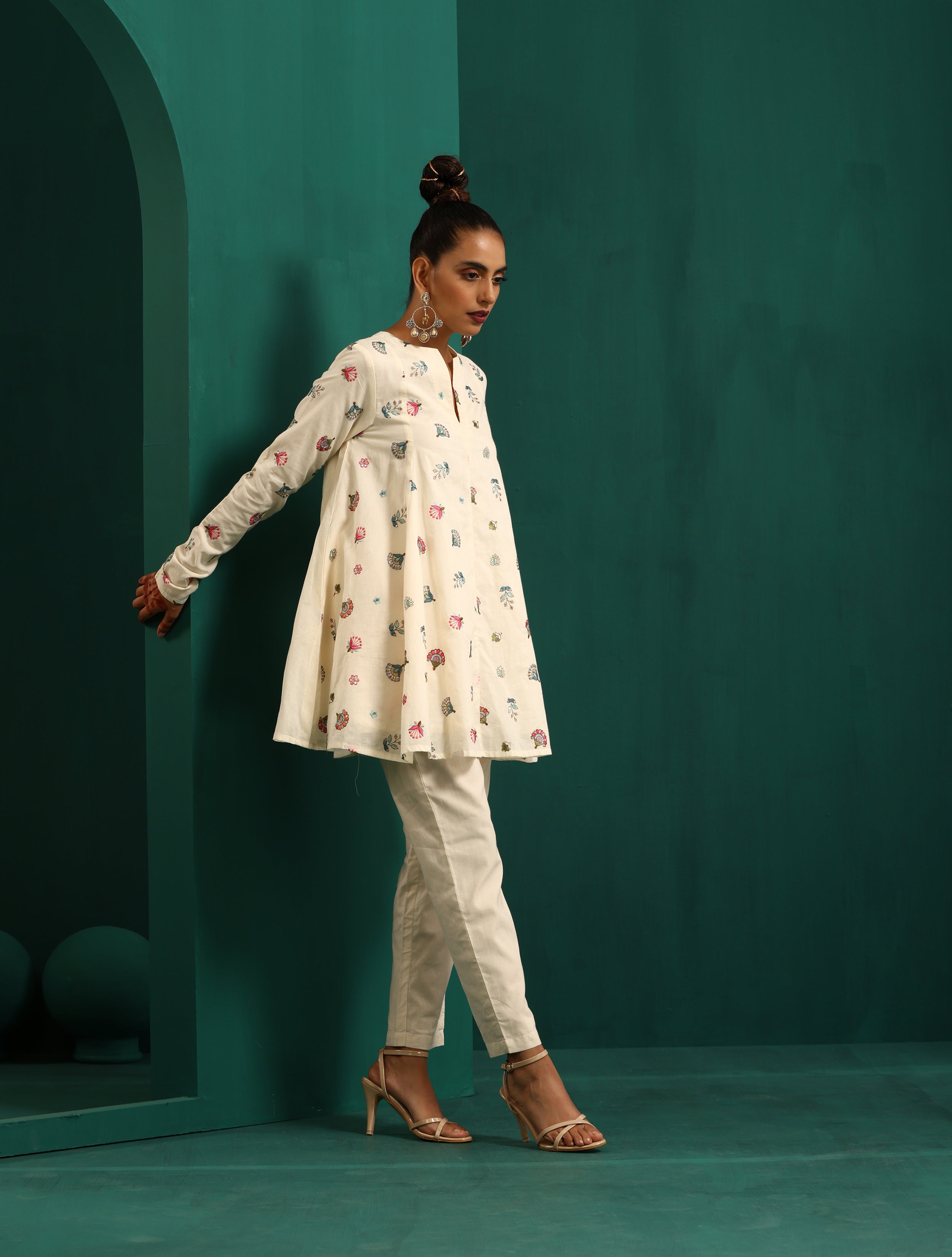 trueBrowns Ivory Floral Embroidered Flared Co-ord Set