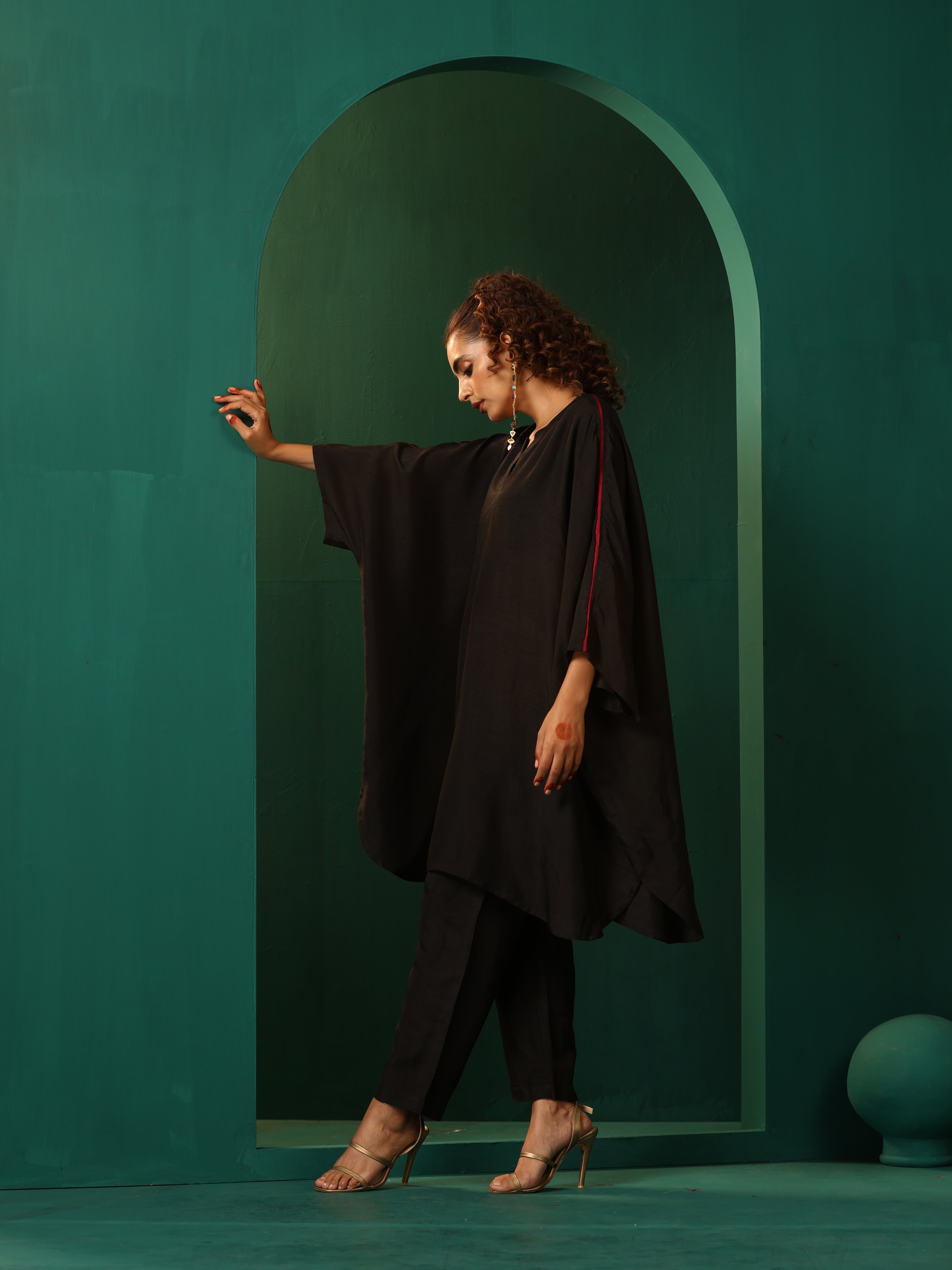 trueBrowns Black Silk Kaftan Pant Set