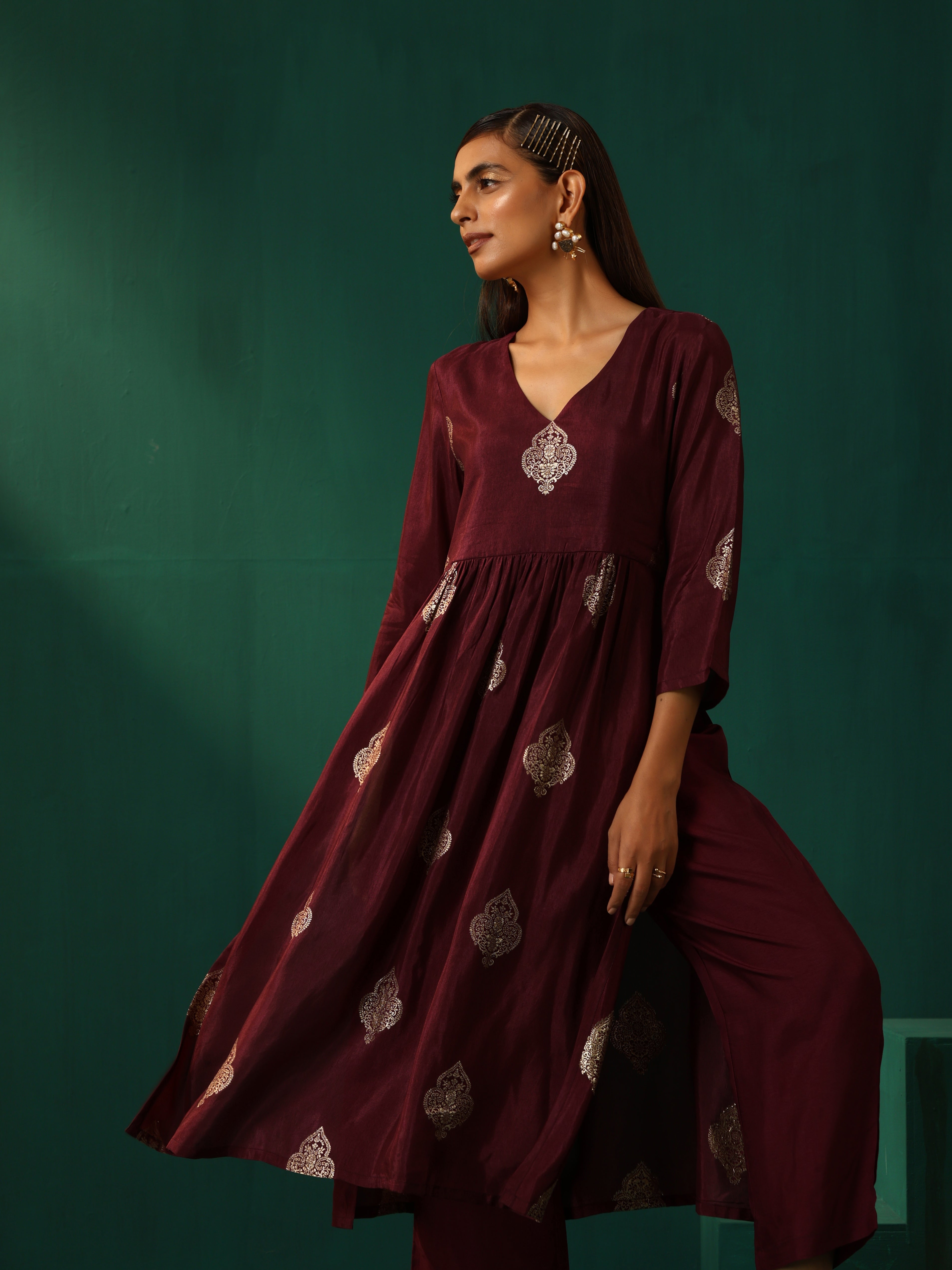 trueBrowns Wine Geometric Viscose Silk Slit Kurta Pant Set
