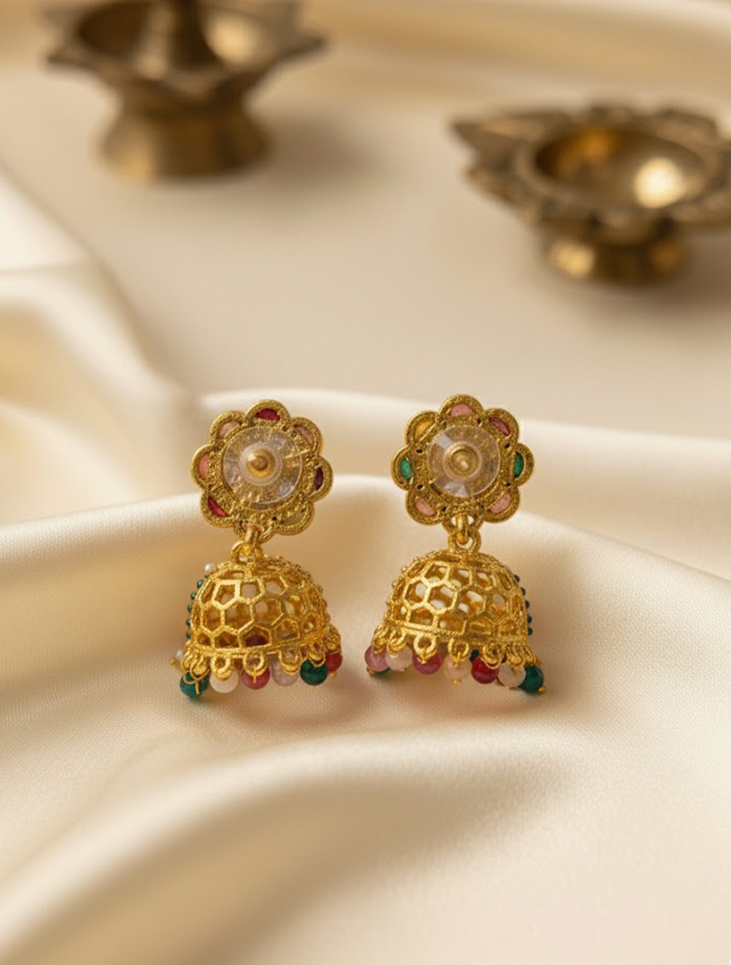 trueBrowns Red Green Stone Kundan Jhumkas