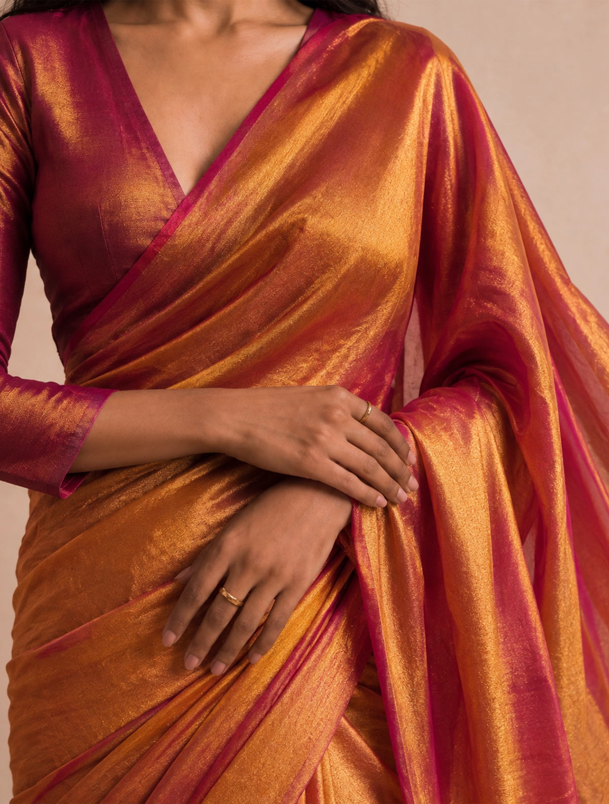 trueBrowns Bronze Gold Tissue Silk Linen Handloom Saree With Unstitched Blouse