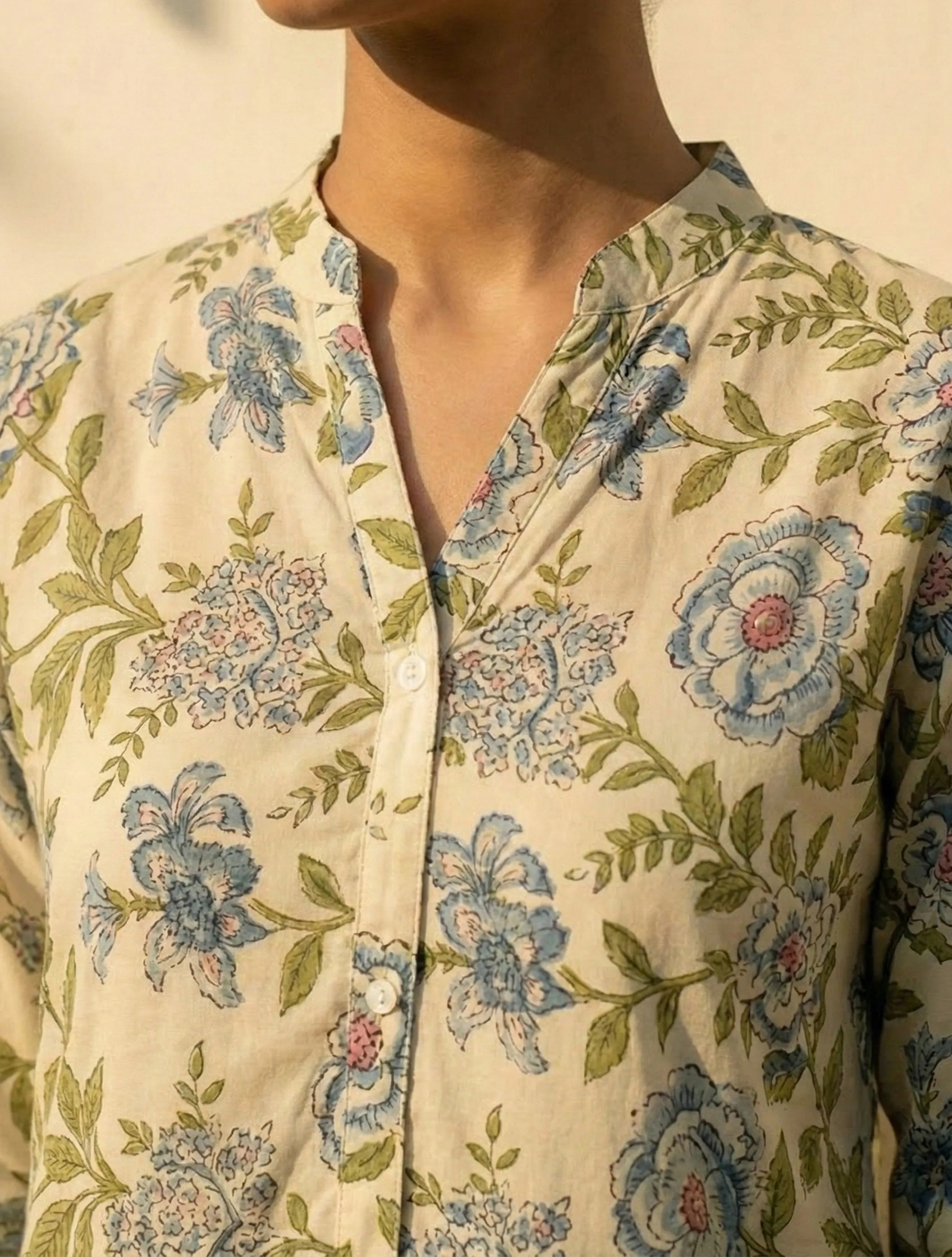 trueBrowns Ivory Floral Print A-line Kurta Pant Set