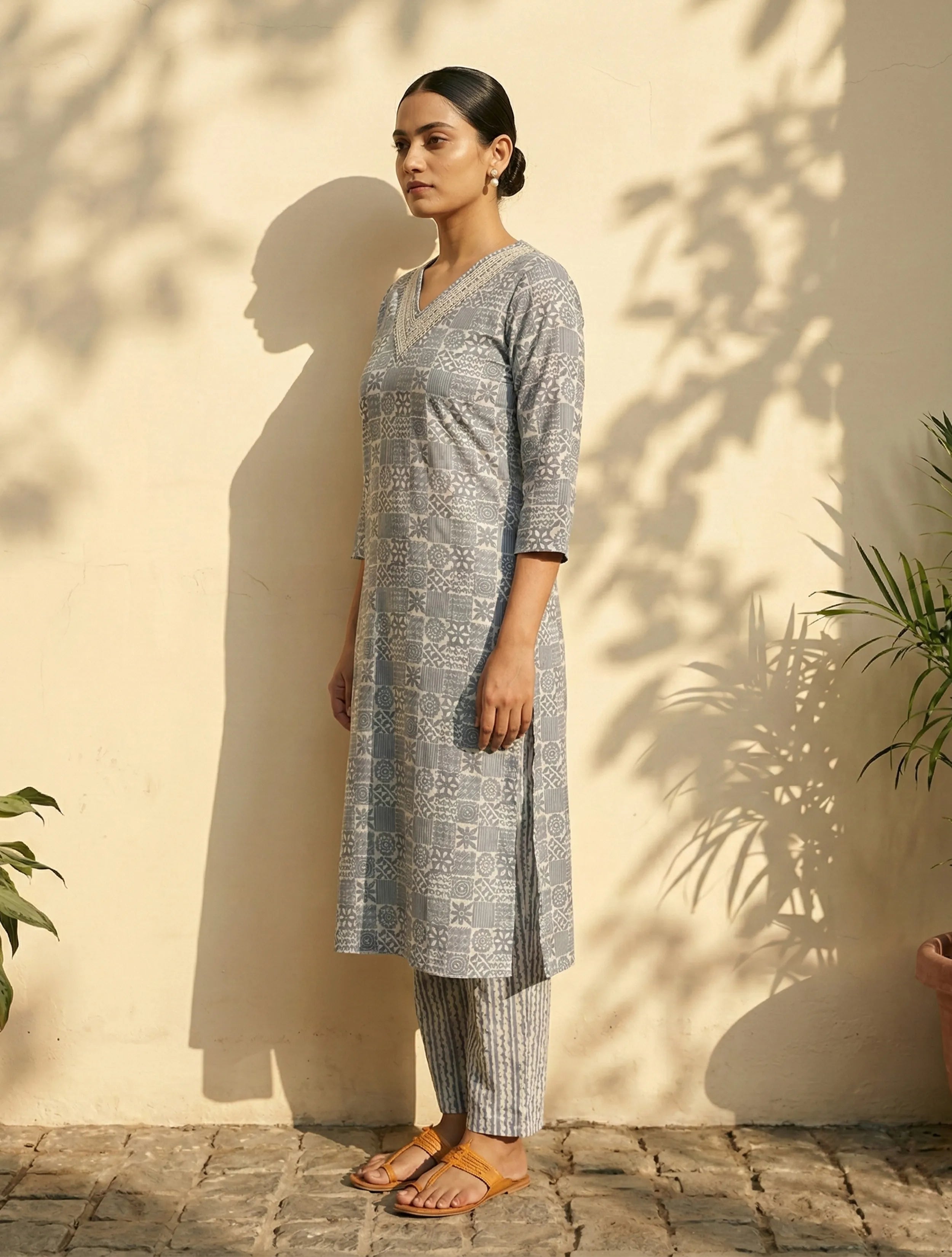 trueBrowns Grey Print Embroidered Straight Kurta Pant Dupatta Set
