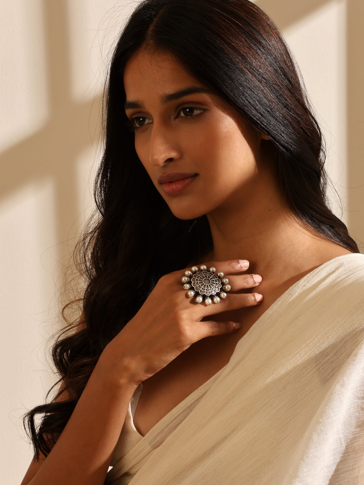Silver-Plated Pearl Circular Ring