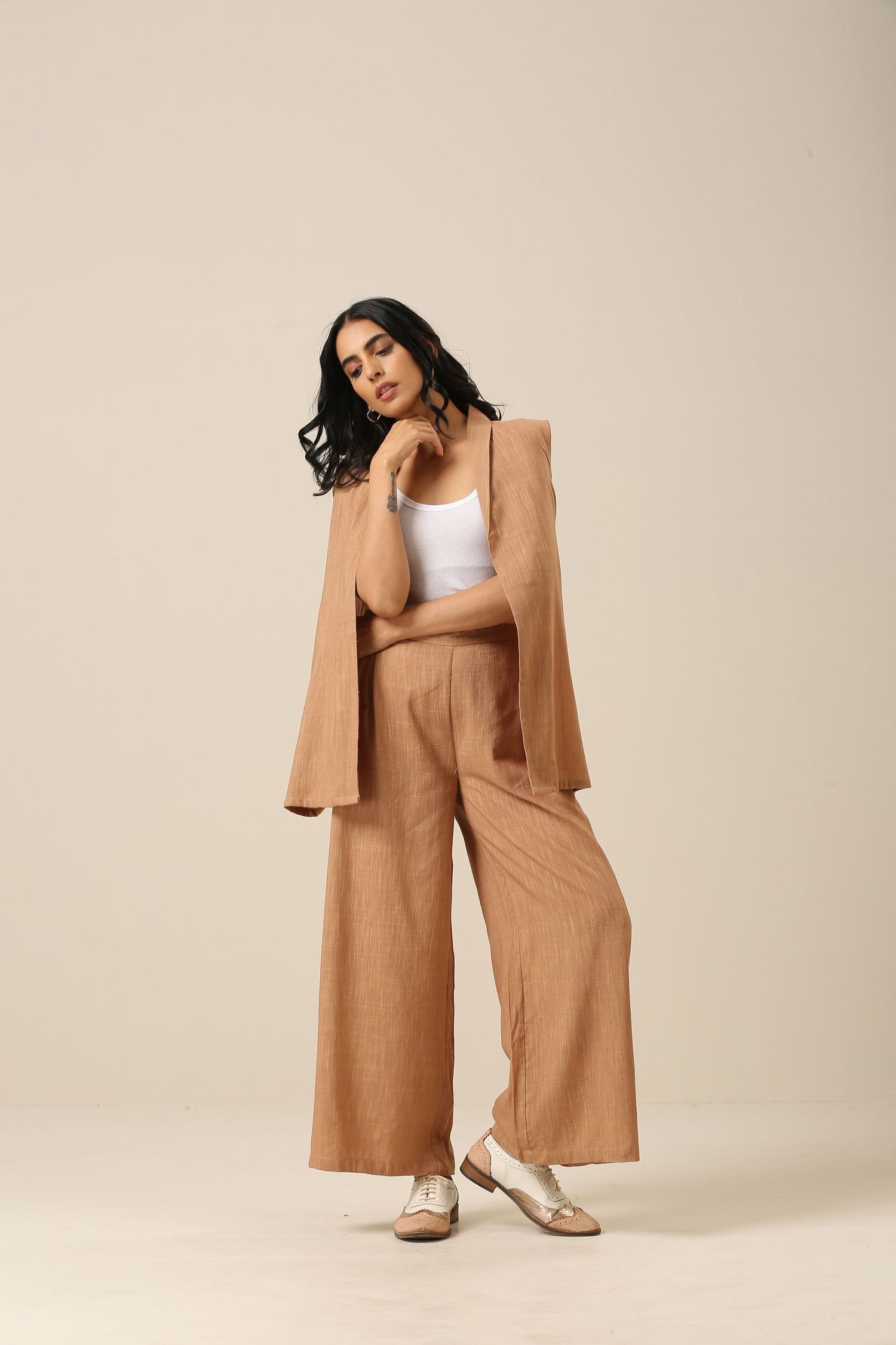 Beige Slub Texture Sleevesless Jacket Pant Set