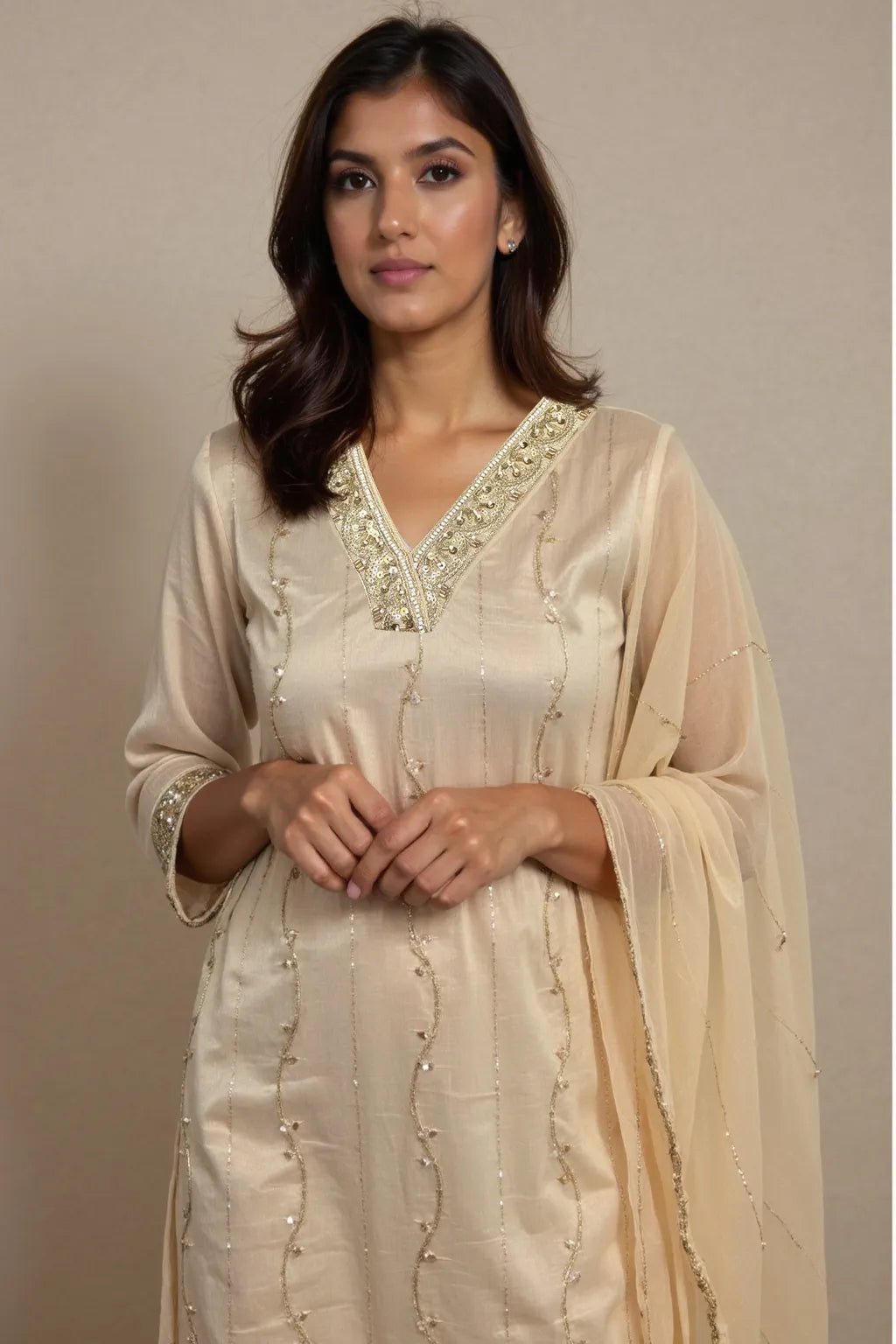 trueBrowns Ivory Zari Embroidered Straight Kurta Pant Dupatta Set