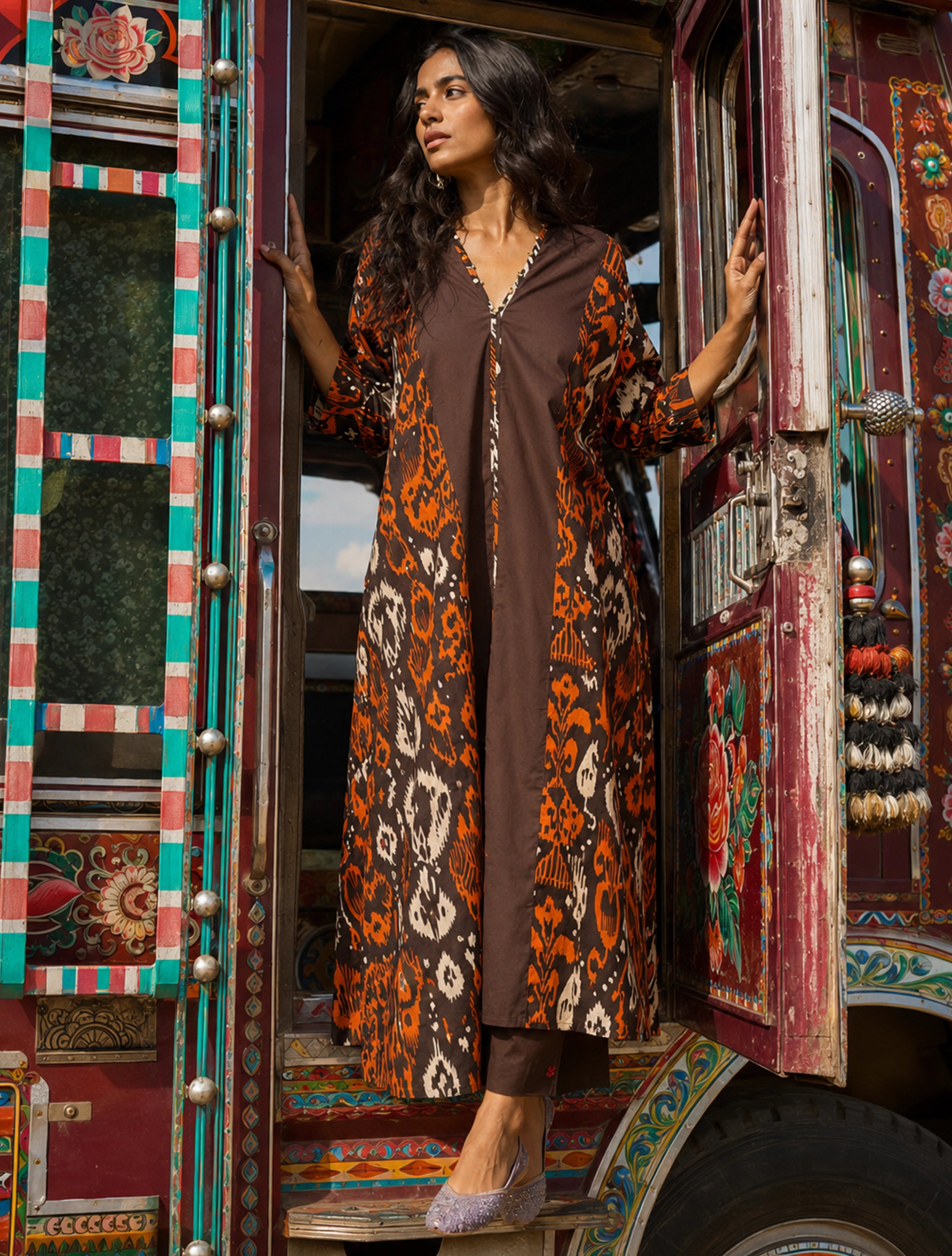 trueBrowns Cola Orange Ikat Print Cotton Kaftan Kurta Set