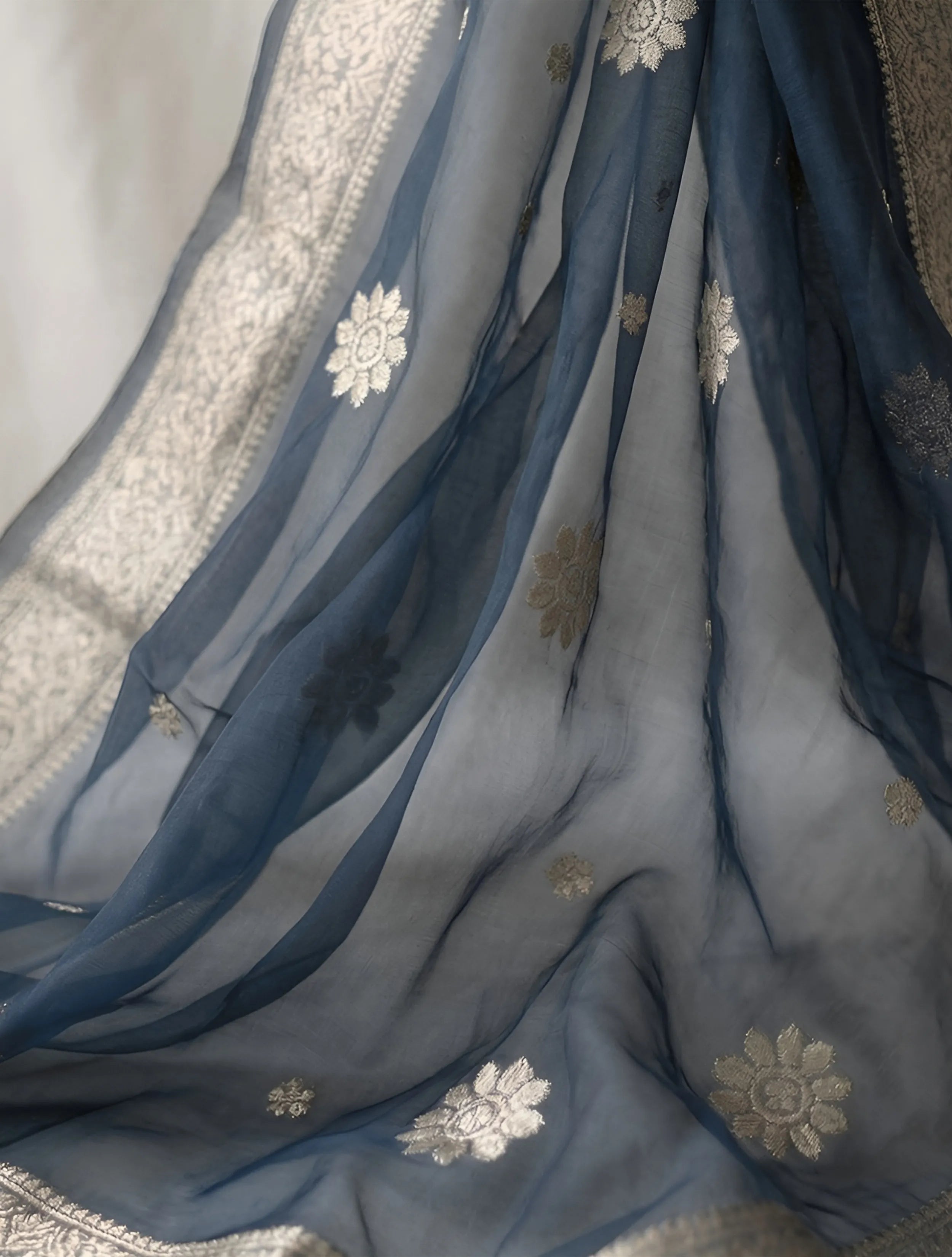 trueBrowns Navy Zari Jacquard Dupatta