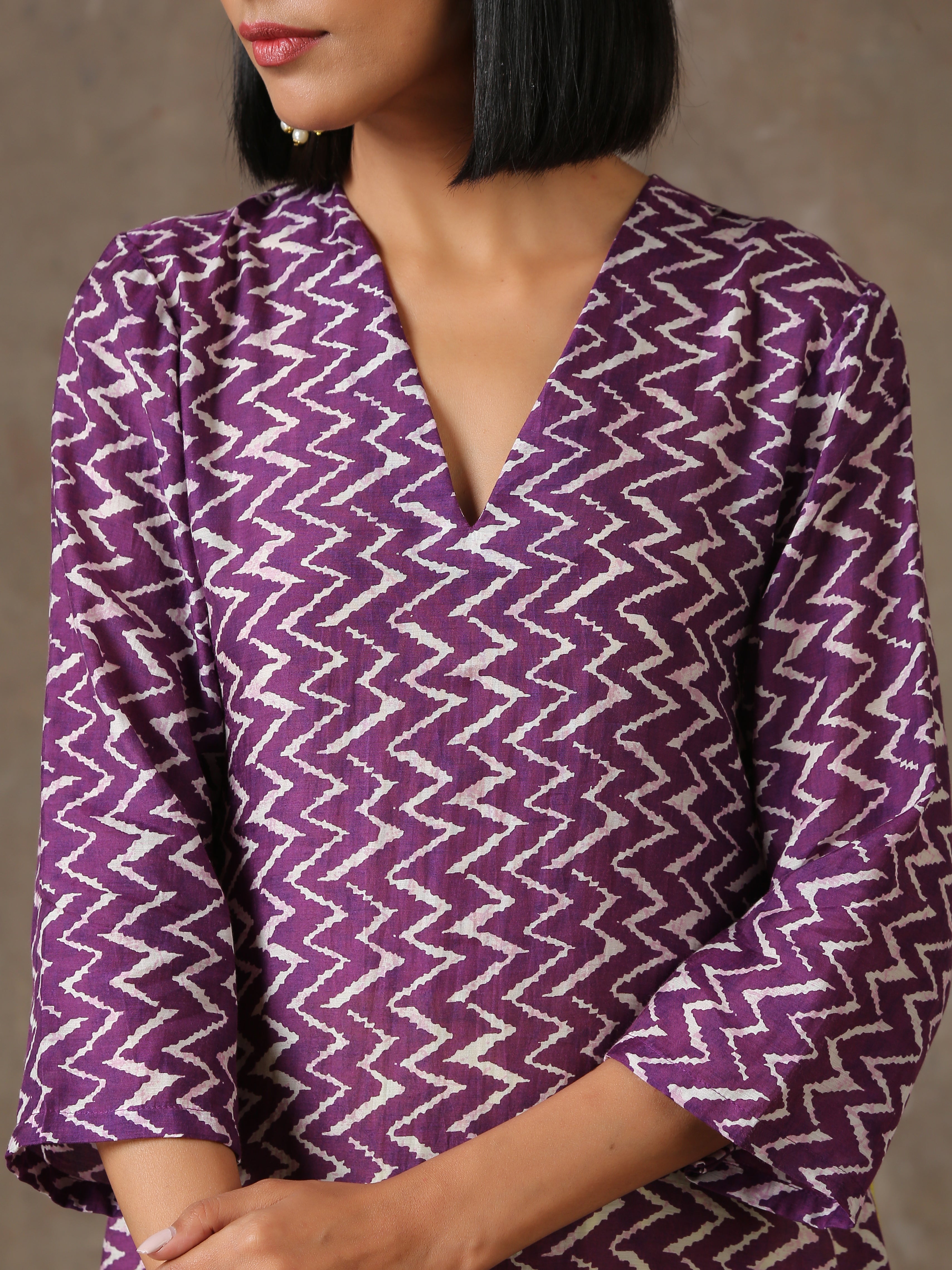 Purple White Lehariya Printed Silk kurta Pant Set
